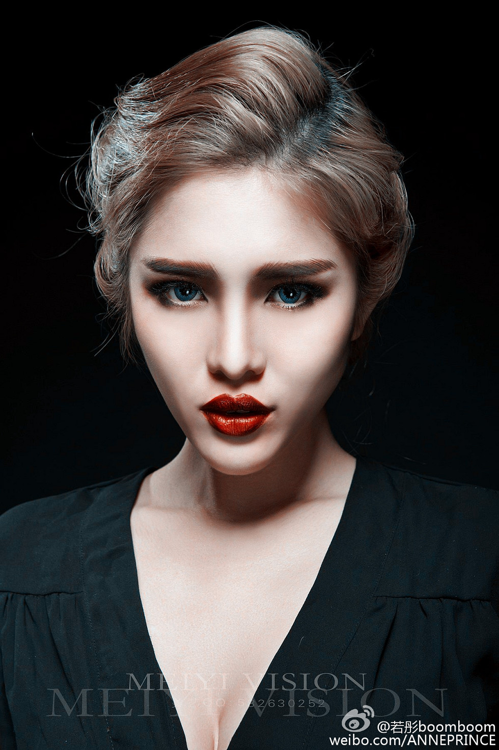 内地嫩模若彤boomboom丰乳大肥臀微博海量写真568P