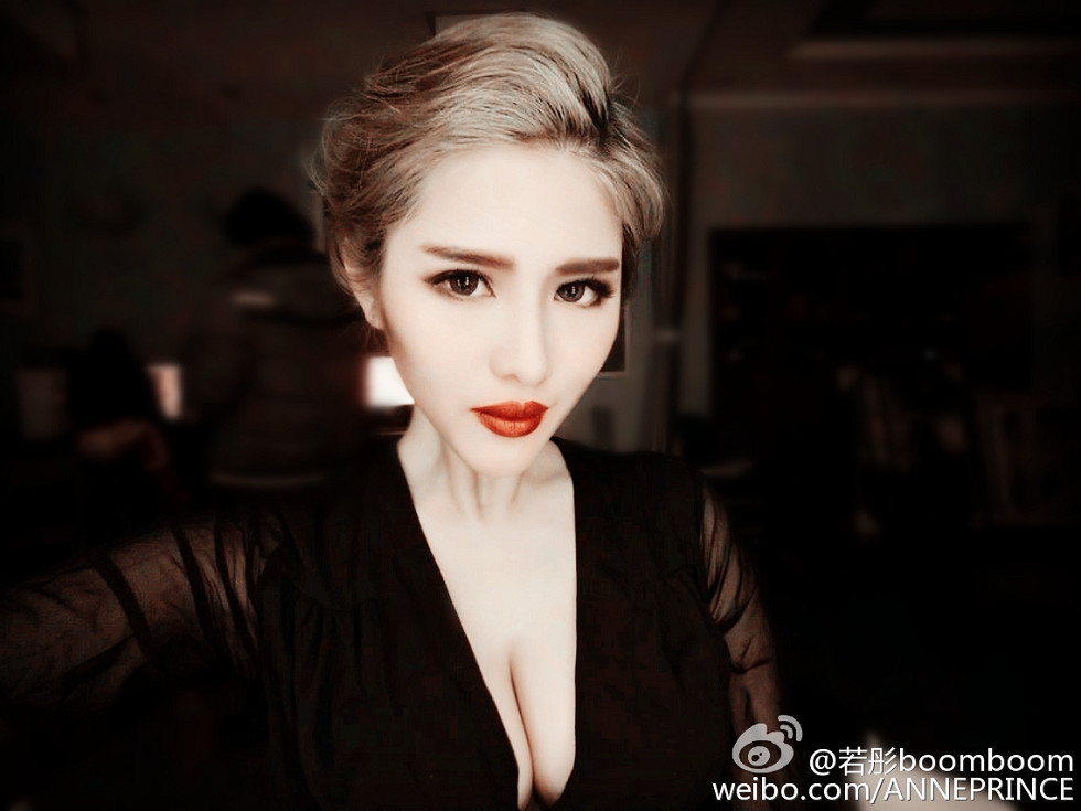 内地嫩模若彤boomboom丰乳大肥臀微博海量写真568P