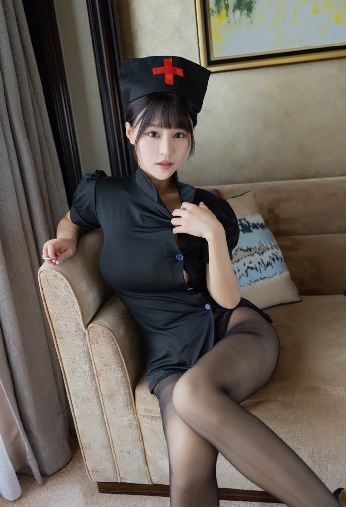 姐姐给你检查身体！黑衣护士朱可儿香艳高污非看不可