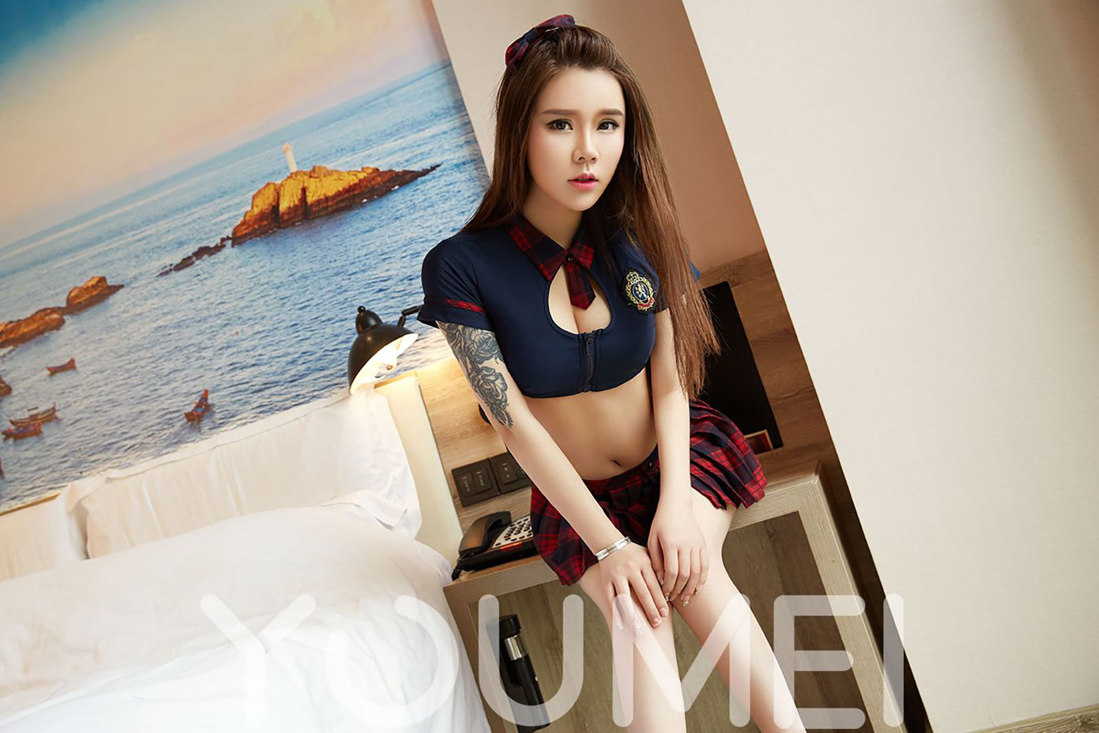 爱丽莎《初夏の小短裙》 [尤美YouMei] Vol.011 写真集