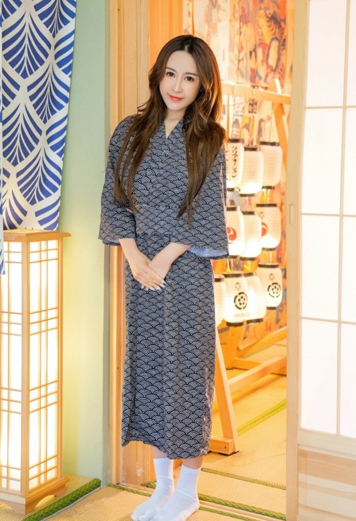 巨乳模特周井空和服写真 白嫩娇躯韵味十足