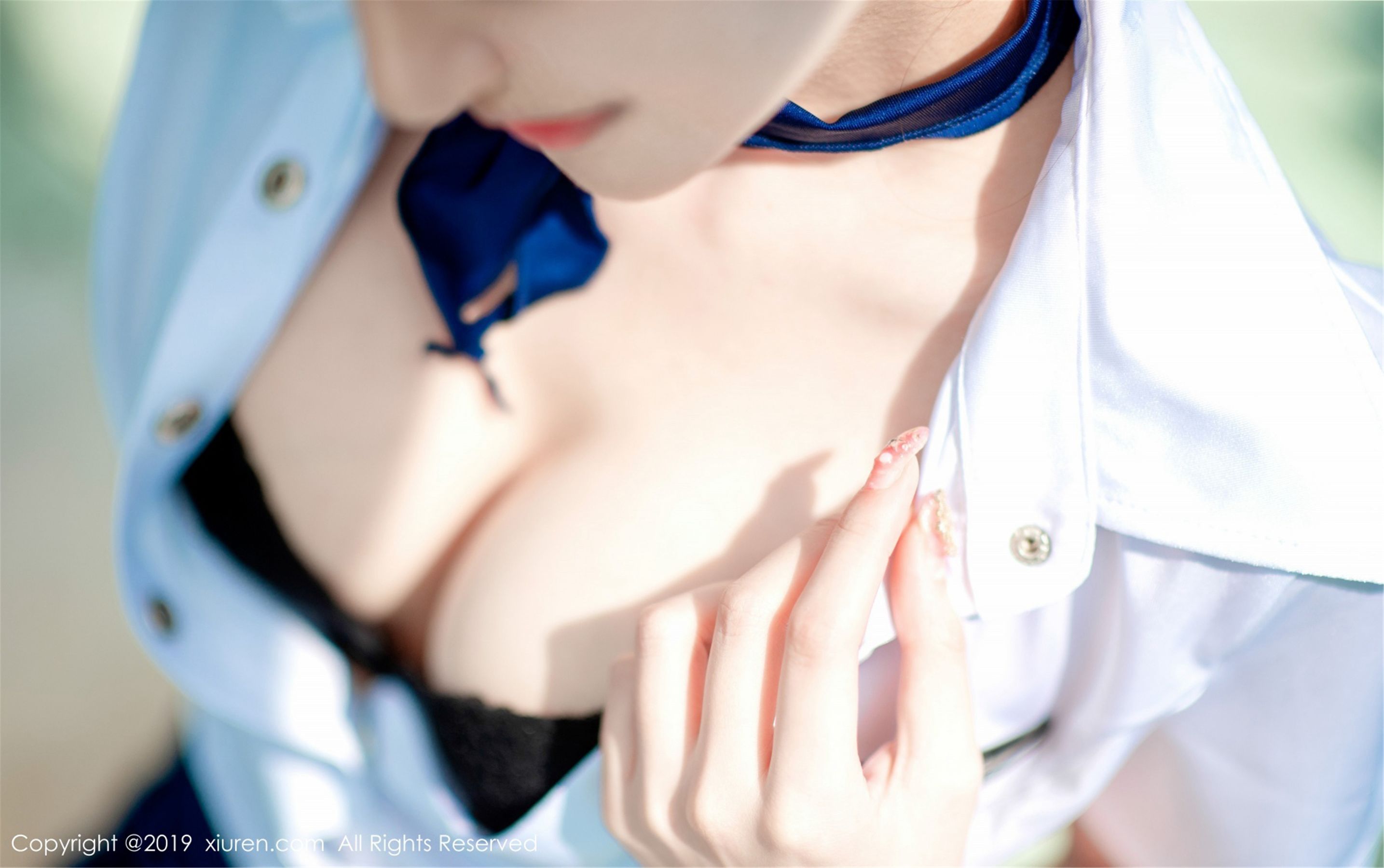 沈梦瑶《空乘制服与草莓内衣系列》 [秀人XIUREN] No.1419 写真集