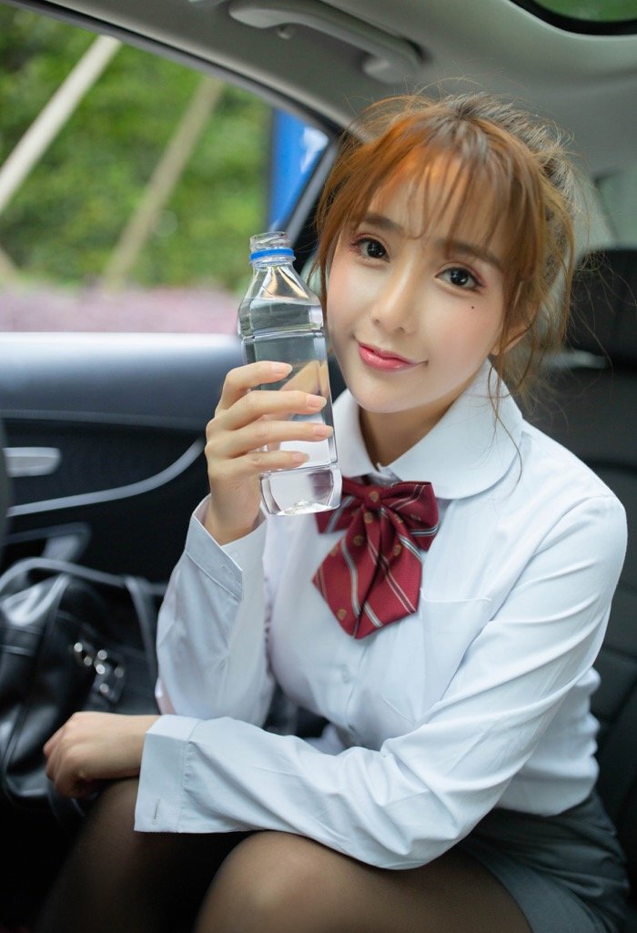 美女模特陶喜乐倾情出演：千金小姐与司机的秘密情事