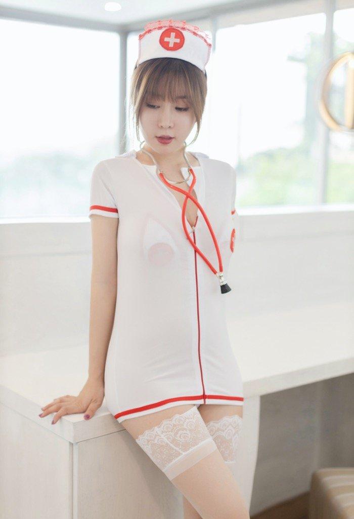 好想被打一针！风骚护士王雨纯性感身材让人欲火腾升