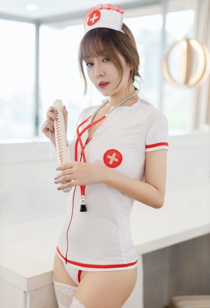 好想被打一针！风骚护士王雨纯性感身材让人欲火腾升