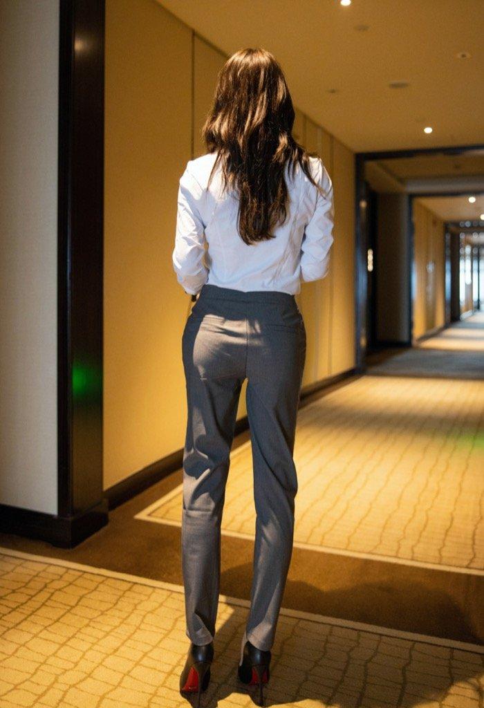 性感女神周于希剧情写真 演绎老板与秘书的故事