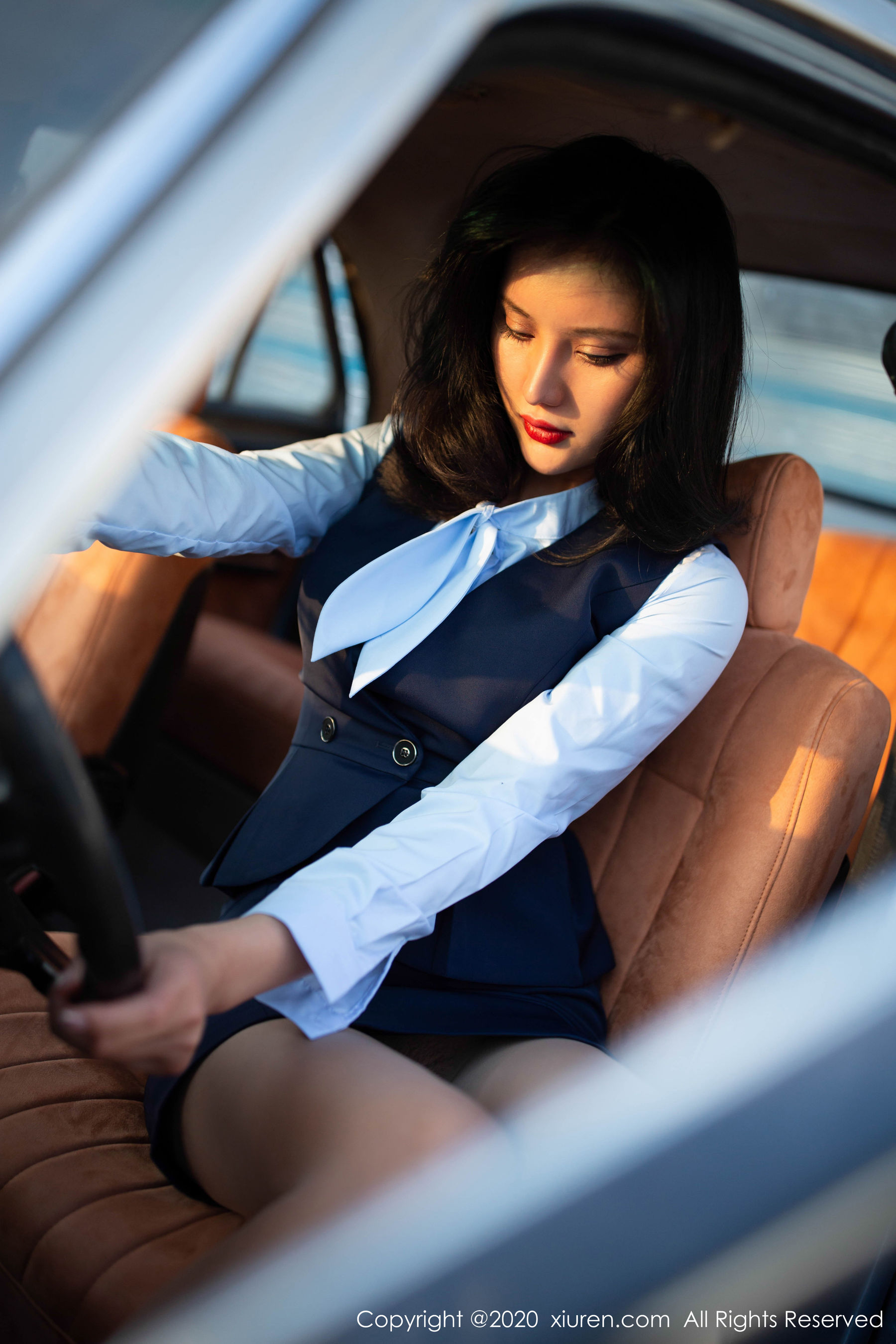 就是阿朱啊《变身餐厅经理》 [秀人XIUREN] No.1979 写真集