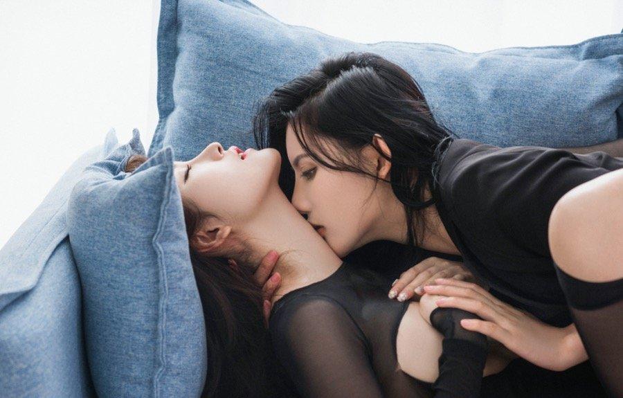 阿朱给沈梦瑶推油，欲火高涨停不下来