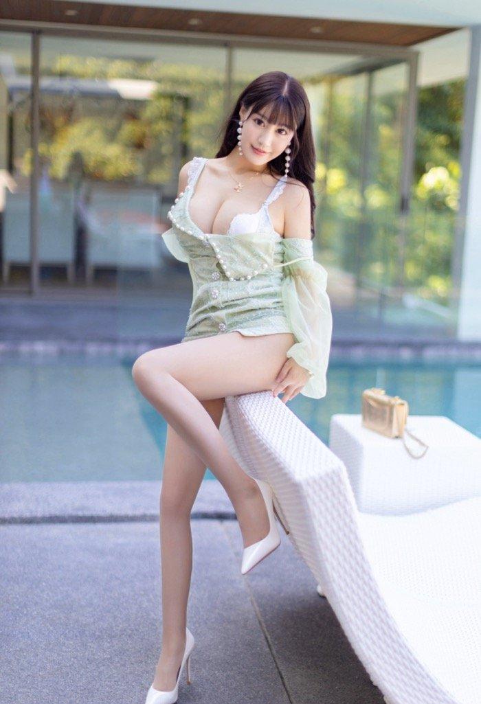 朱可儿的胸真大，网友血脉喷张直呼晕奶