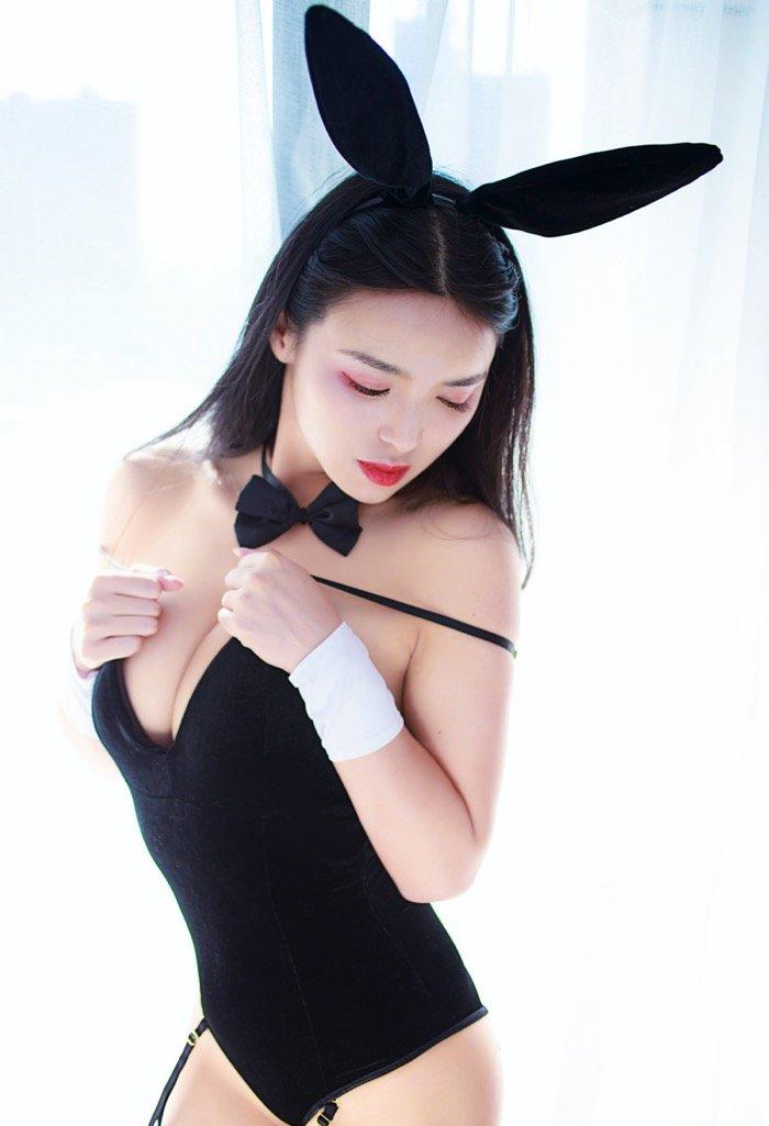 性感兔女郎金静熙惹火身材凹凸尽显 含羞解带令人痴迷