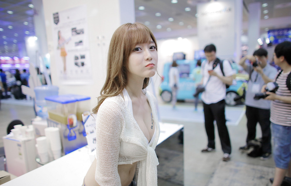 韩国赛车女郎崔瑟琪完美身材童颜巨乳海量诱惑写真339P