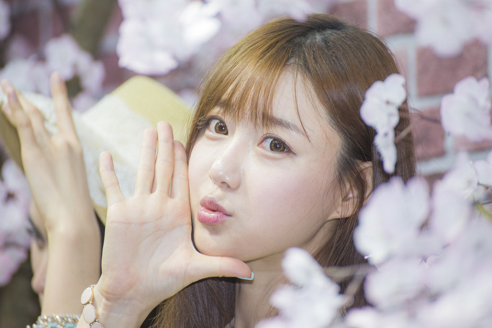 韩国赛车女郎崔瑟琪完美身材童颜巨乳海量诱惑写真339P