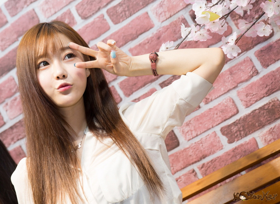 韩国赛车女郎崔瑟琪完美身材童颜巨乳海量诱惑写真339P