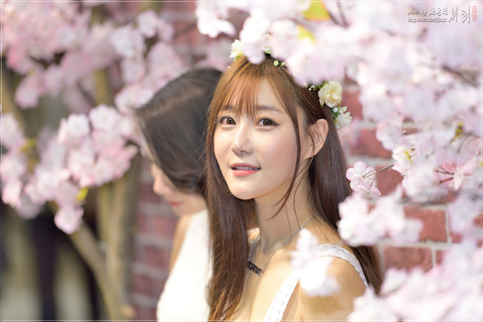 韩国赛车女郎崔瑟琪完美身材童颜巨乳海量诱惑写真339P