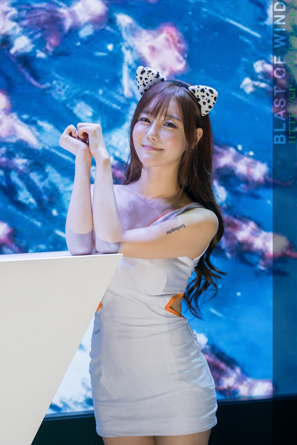 韩国赛车女郎崔瑟琪完美身材童颜巨乳海量诱惑写真339P