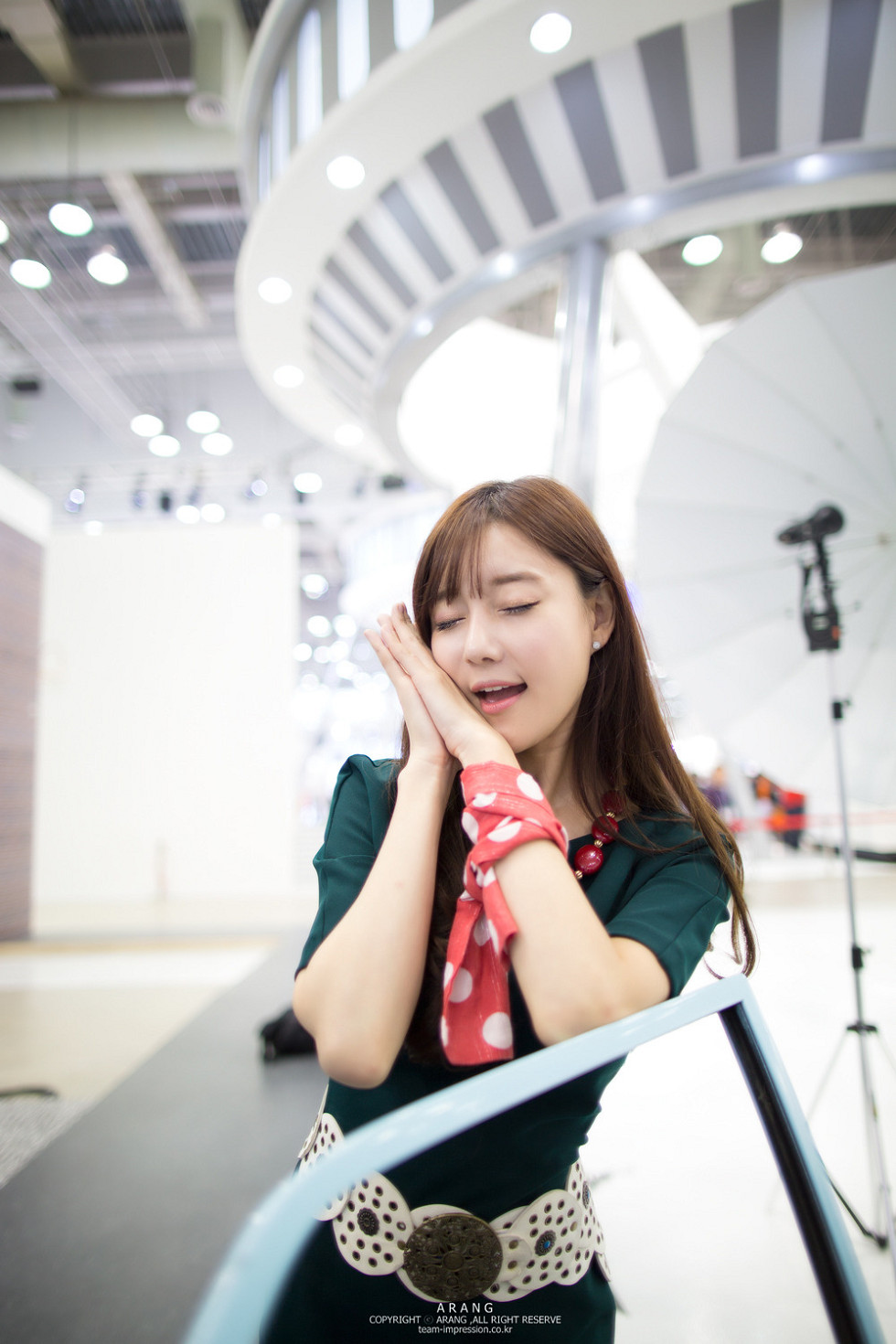 韩国赛车女郎崔瑟琪完美身材童颜巨乳海量诱惑写真339P