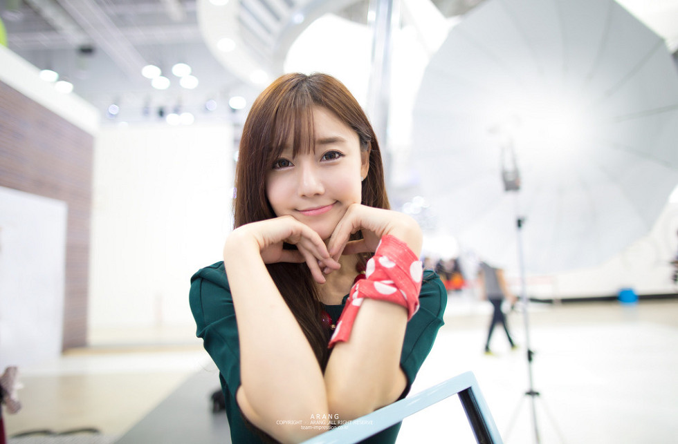 韩国赛车女郎崔瑟琪完美身材童颜巨乳海量诱惑写真339P