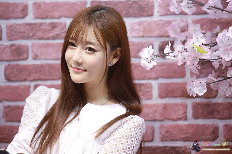 韩国赛车女郎崔瑟琪完美身材童颜巨乳海量诱惑写真339P