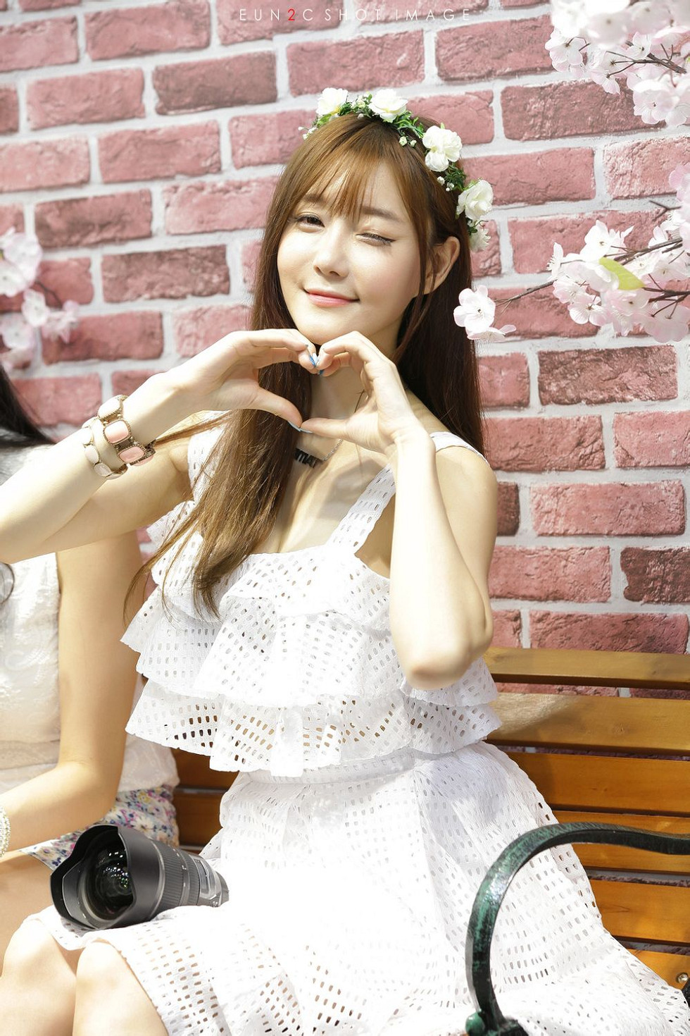 韩国赛车女郎崔瑟琪完美身材童颜巨乳海量诱惑写真339P