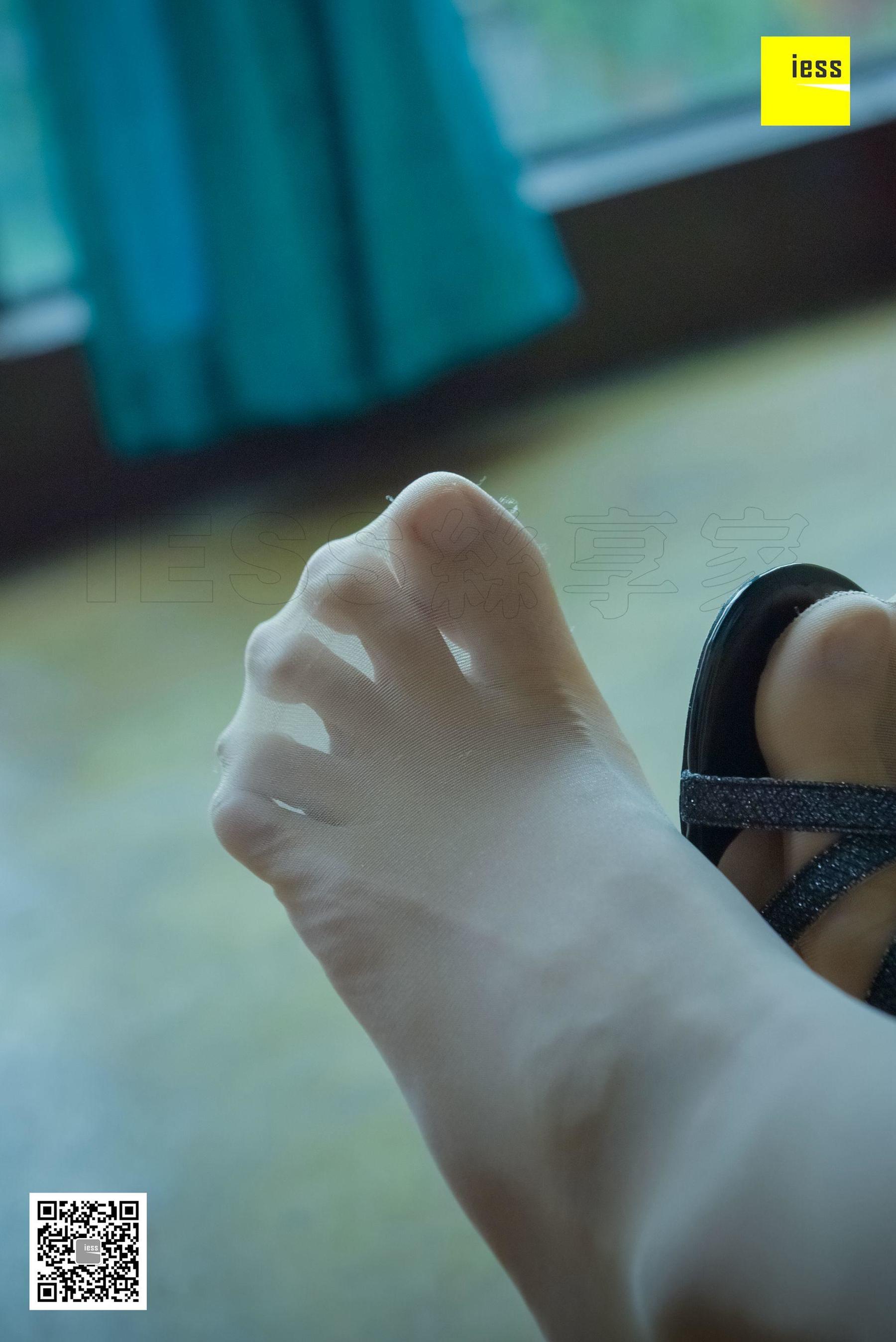 木木《风情万种肉丝凉拖》 [异思趣向IESS] 丝享家166 写真集