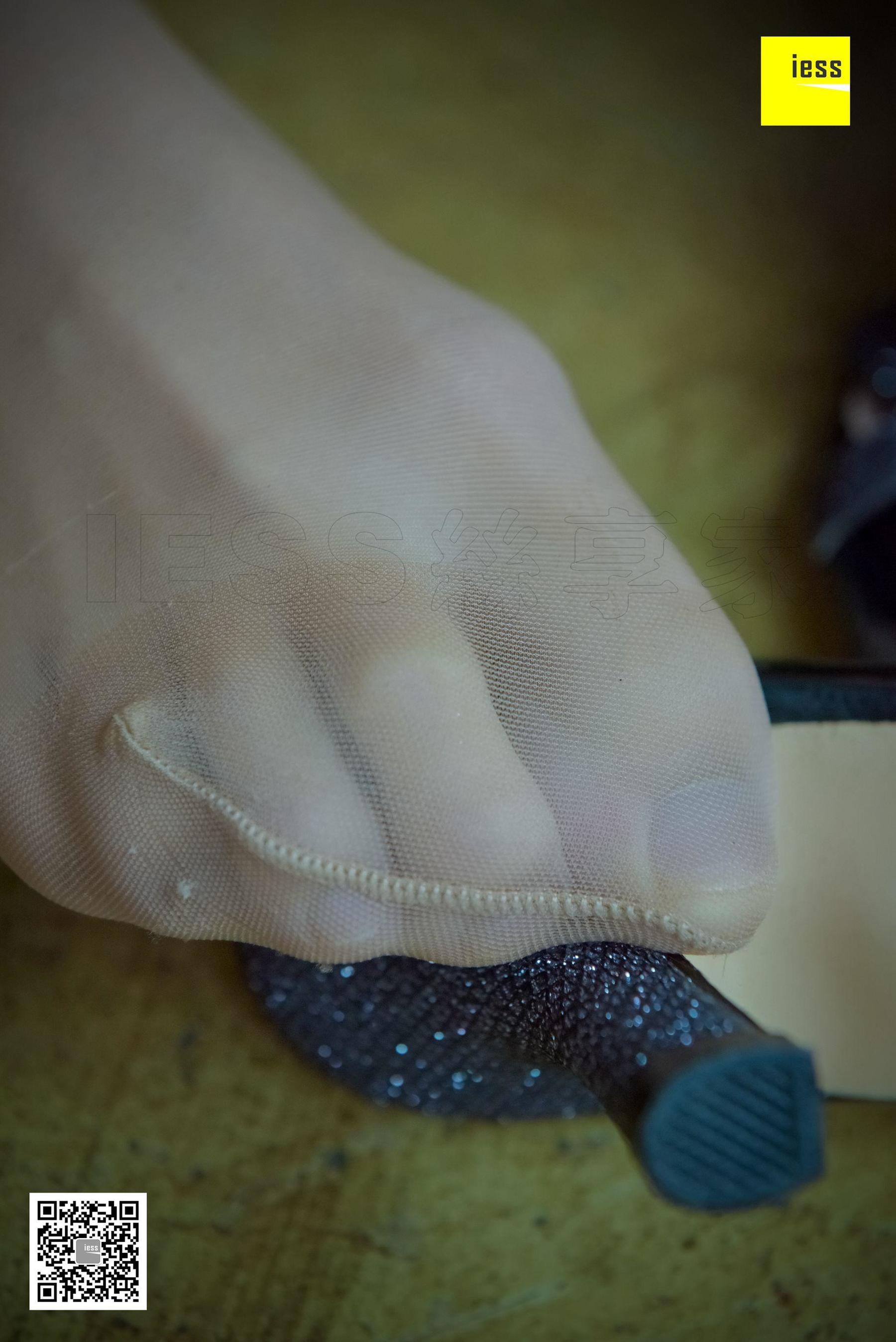 木木《风情万种肉丝凉拖》 [异思趣向IESS] 丝享家166 写真集