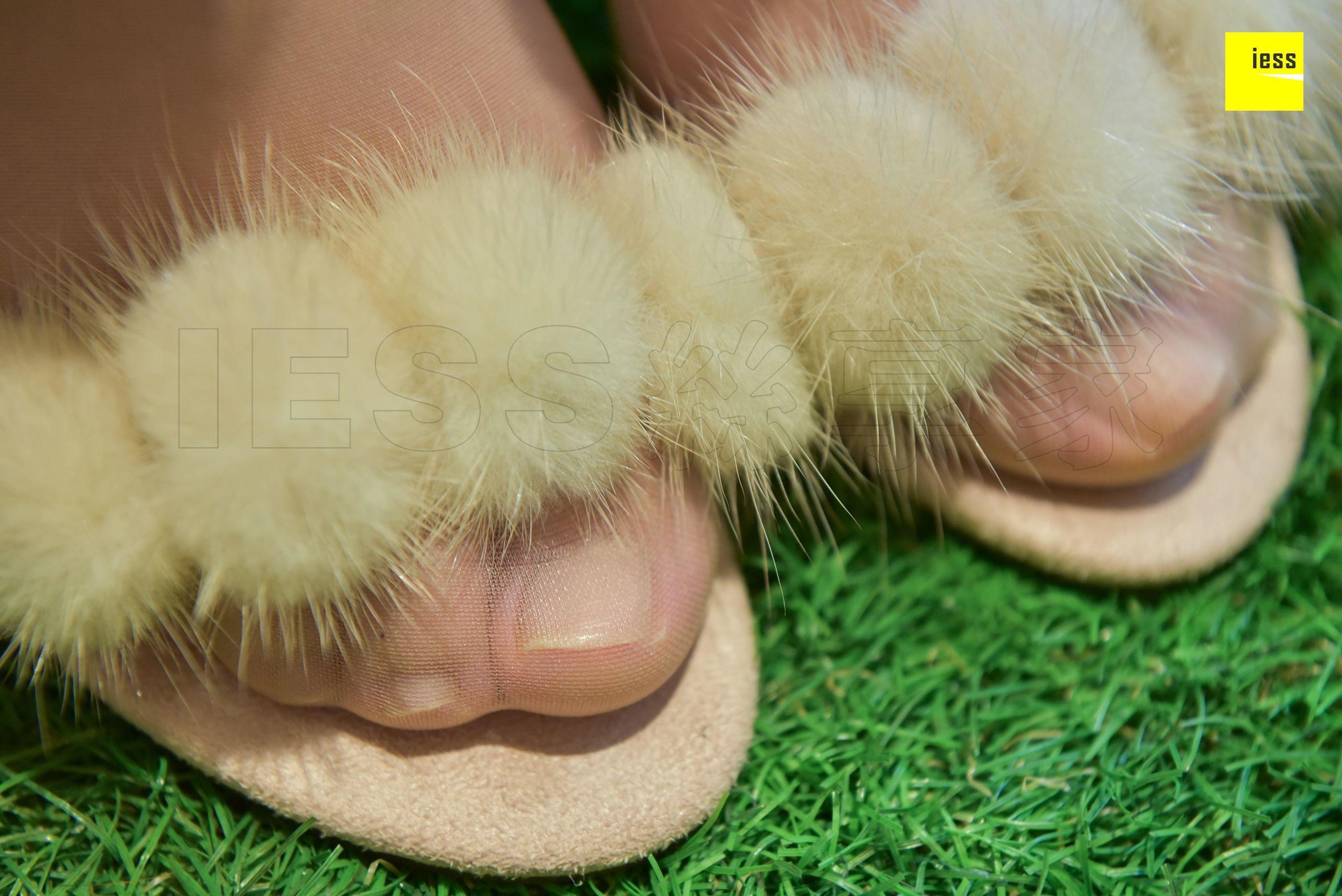 文欣《萌萌哒毛球肉丝》[异思趣向IESS] 丝享家171 写真集