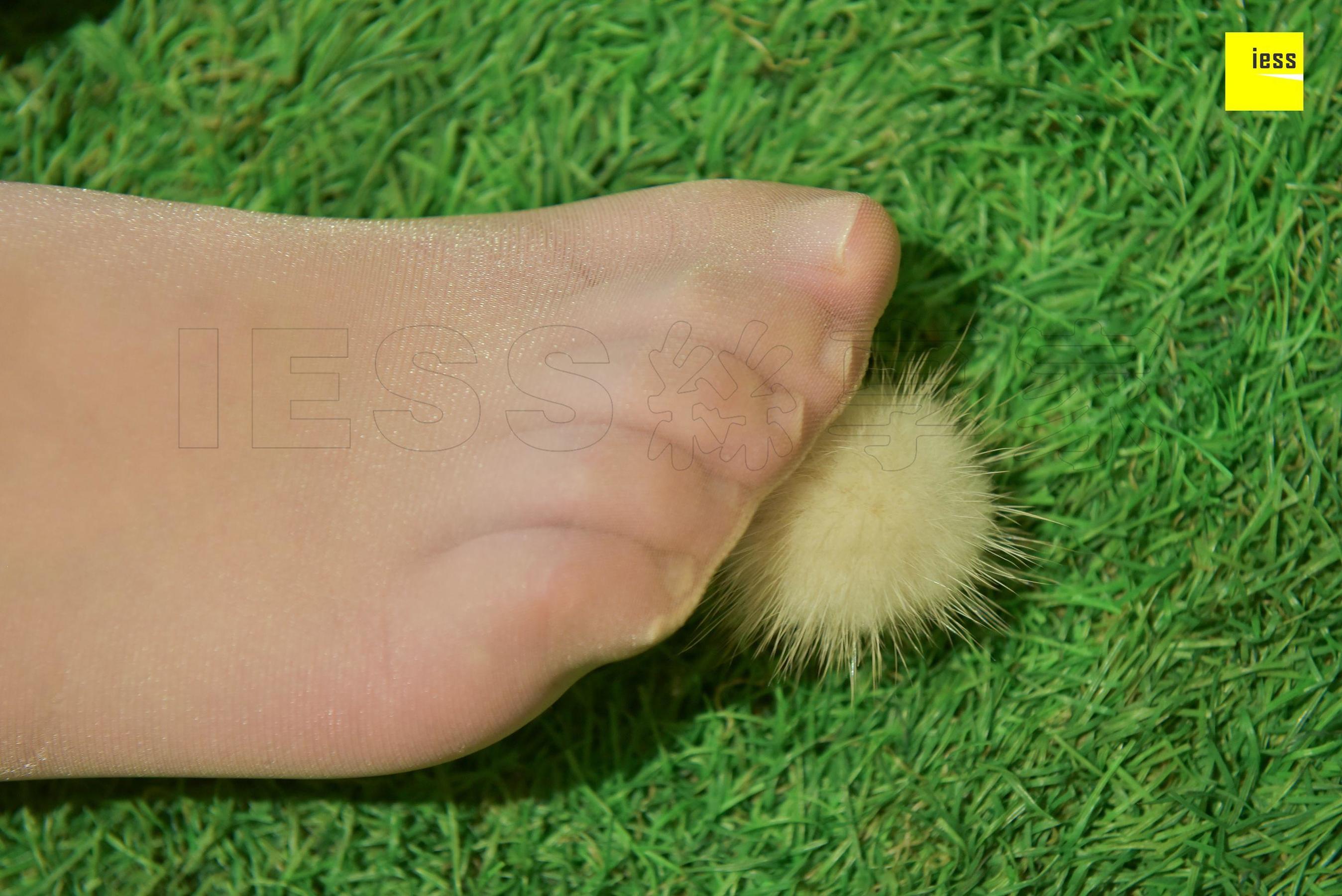 文欣《萌萌哒毛球肉丝》[异思趣向IESS] 丝享家171 写真集