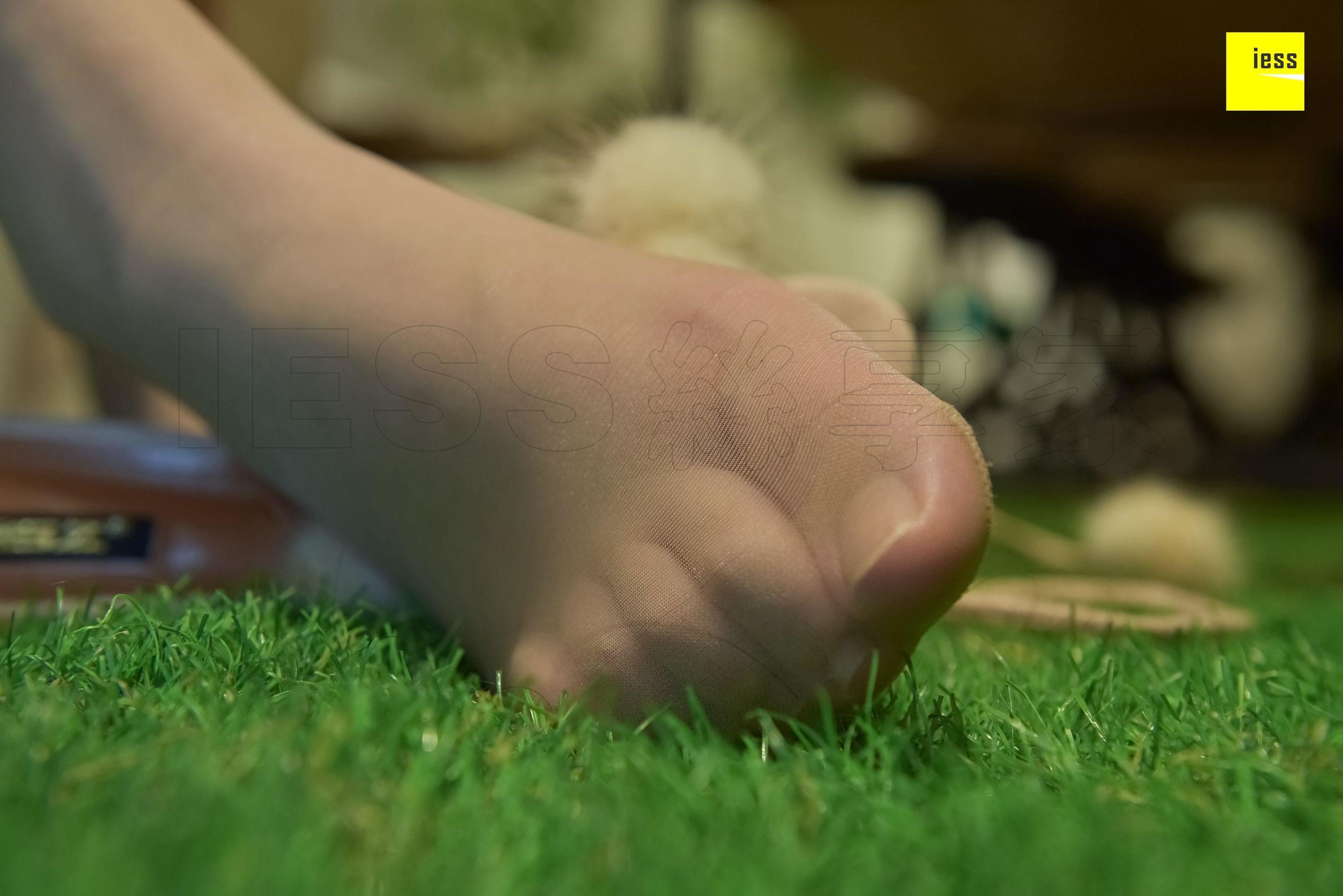 文欣《萌萌哒毛球肉丝》[异思趣向IESS] 丝享家171 写真集