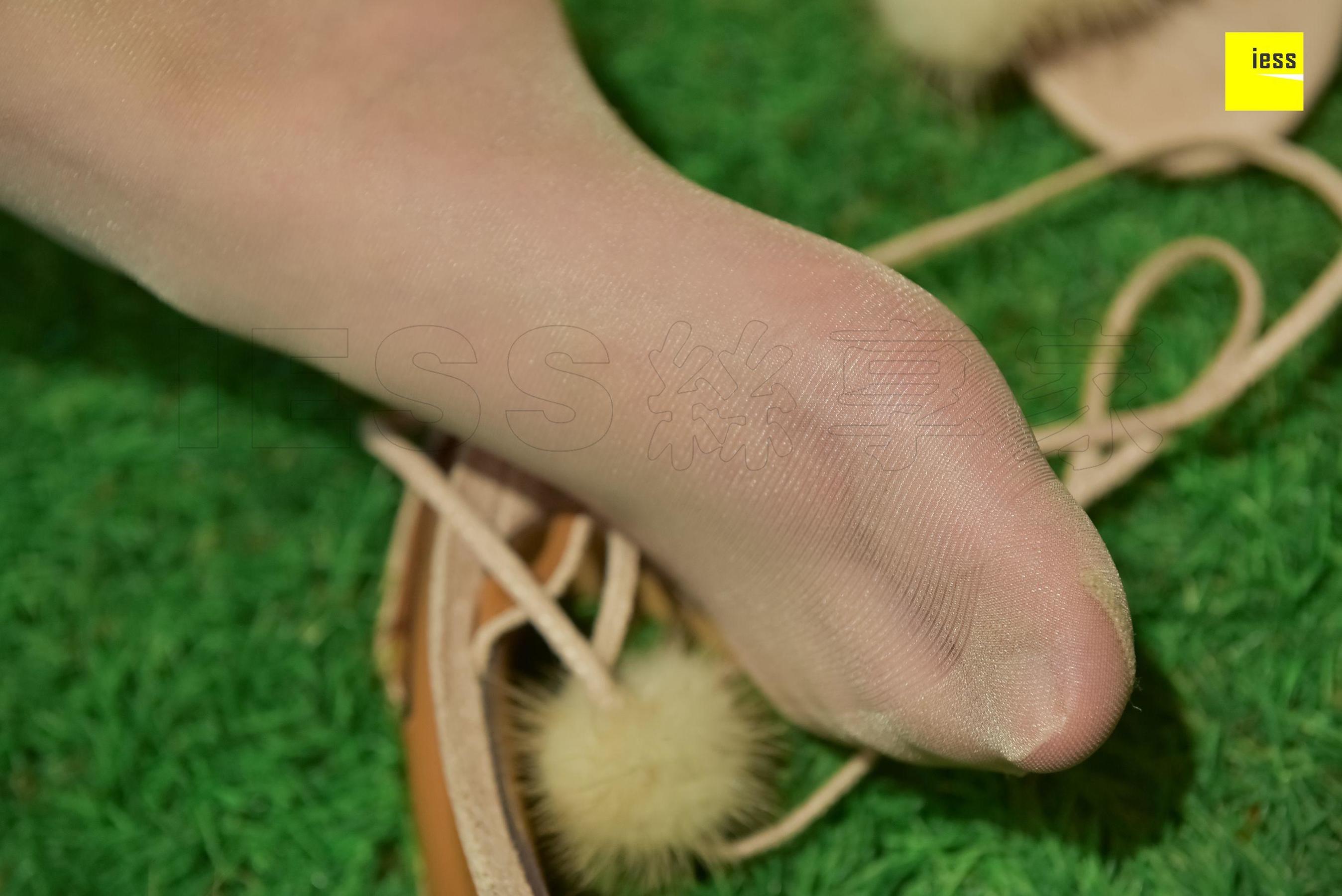 文欣《萌萌哒毛球肉丝》[异思趣向IESS] 丝享家171 写真集