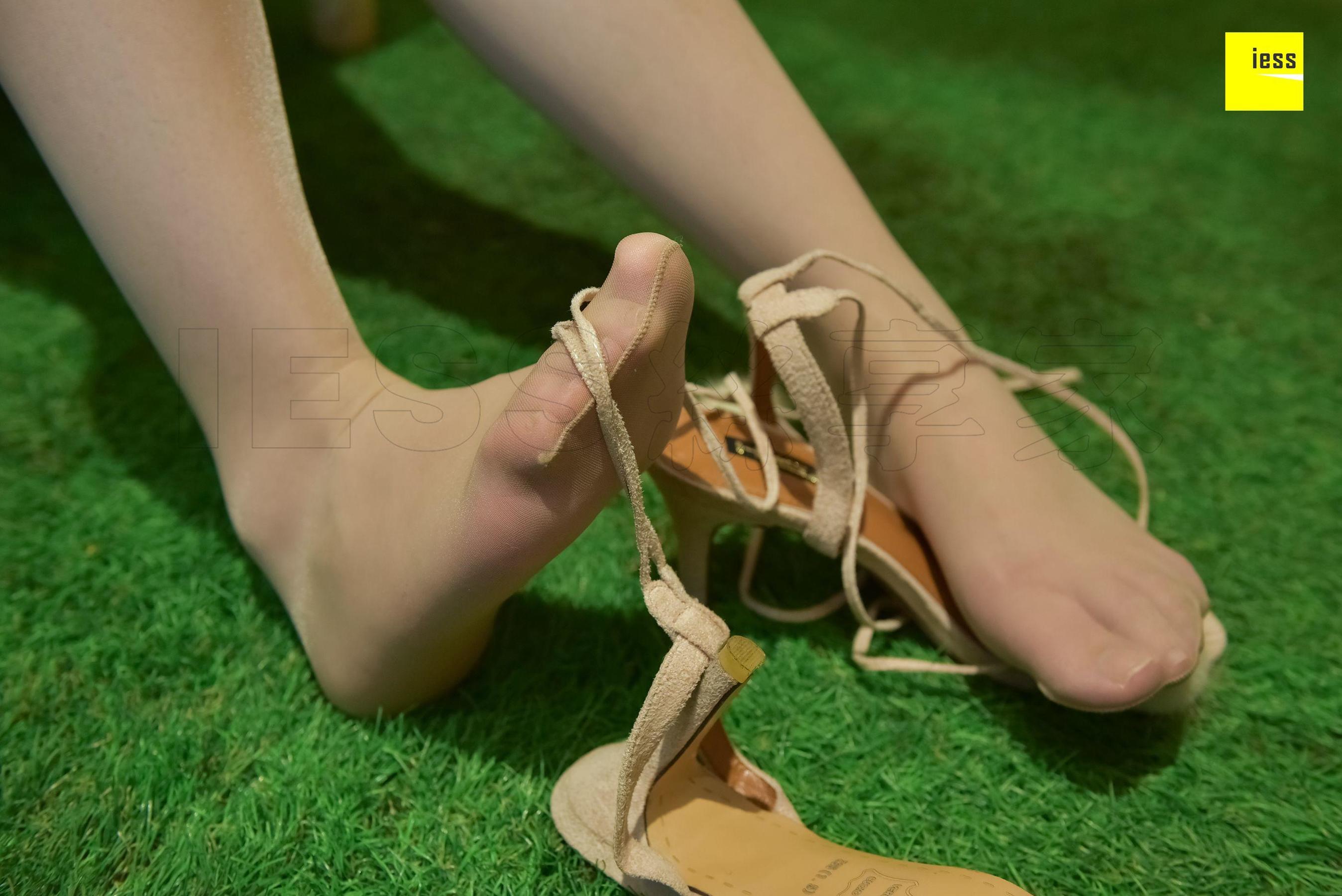 文欣《萌萌哒毛球肉丝》[异思趣向IESS] 丝享家171 写真集