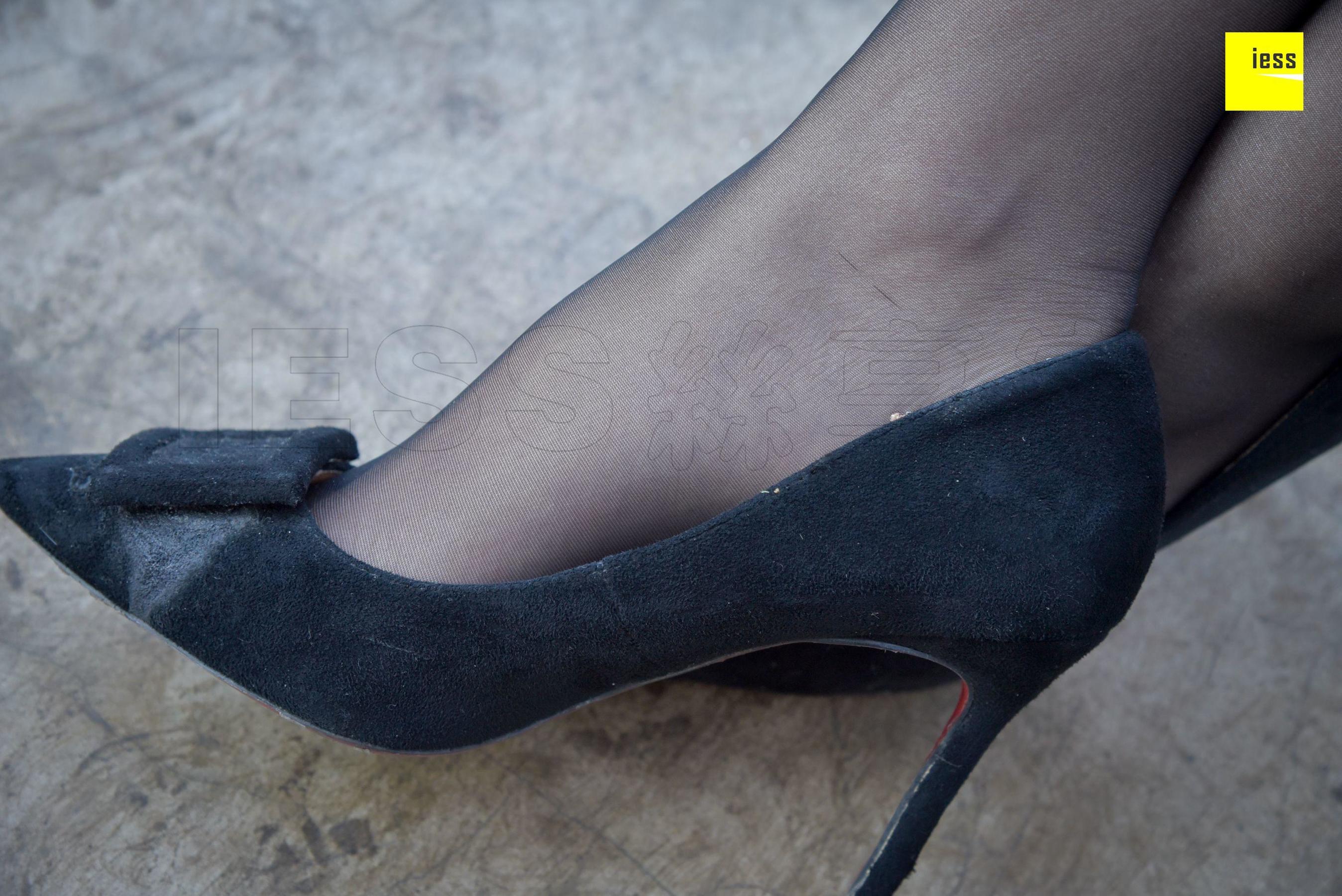 来来《连衣裙性感黑丝》[异思趣向IESS] 丝享家174 写真集