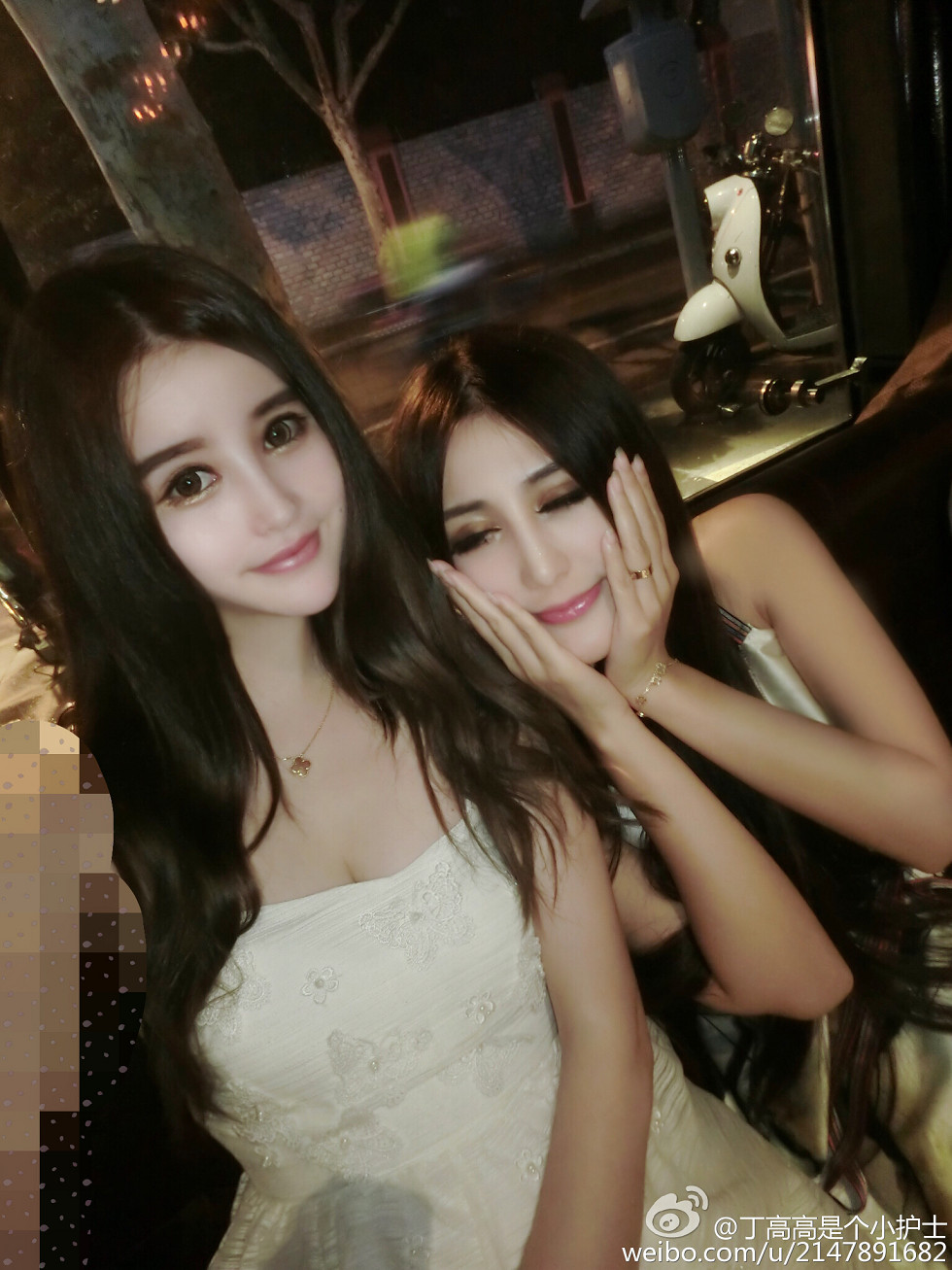 嫩模丁高高是个小护士性感自拍美图微博写真150P
