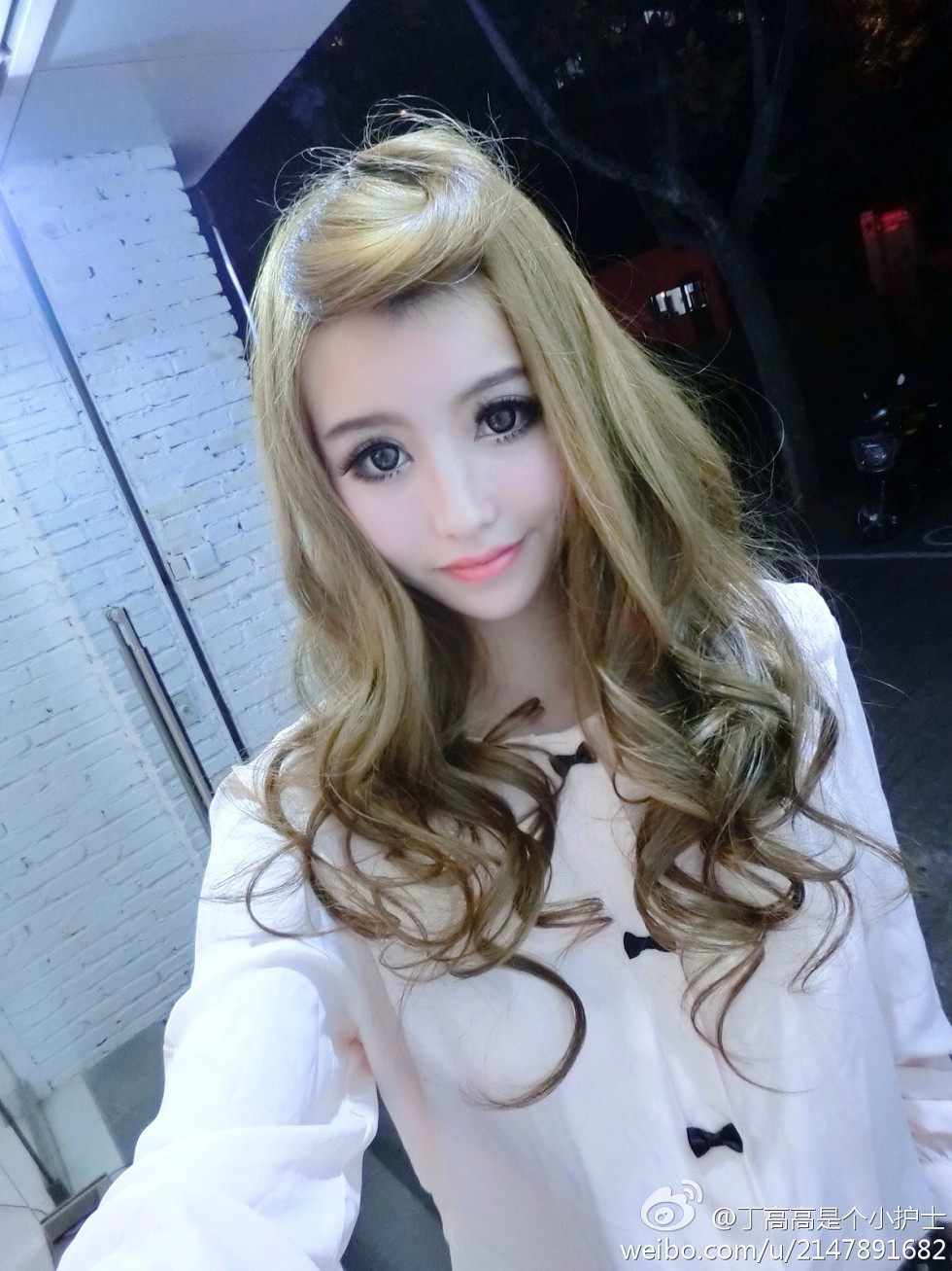 嫩模丁高高是个小护士性感自拍美图微博写真150P