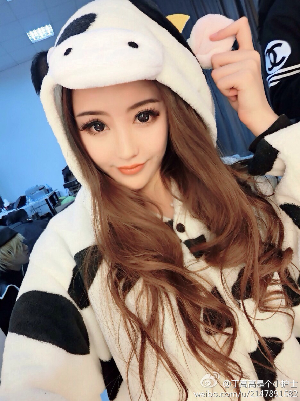 嫩模丁高高是个小护士性感自拍美图微博写真150P