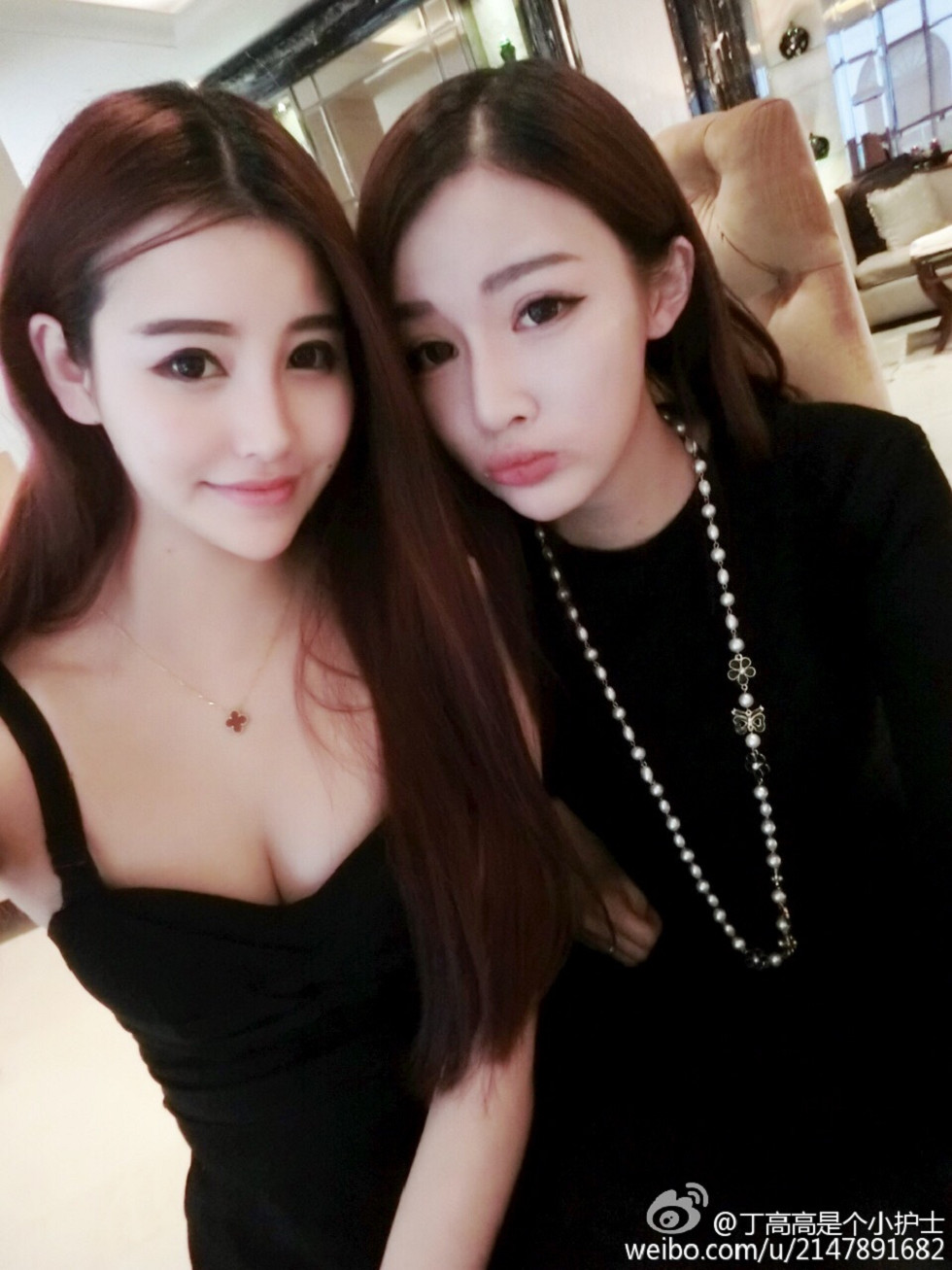 嫩模丁高高是个小护士性感自拍美图微博写真150P