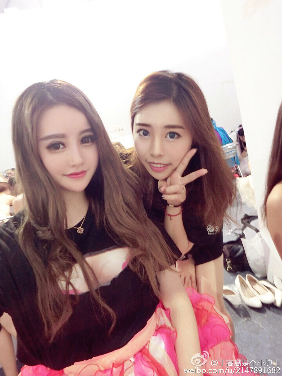 嫩模丁高高是个小护士性感自拍美图微博写真150P