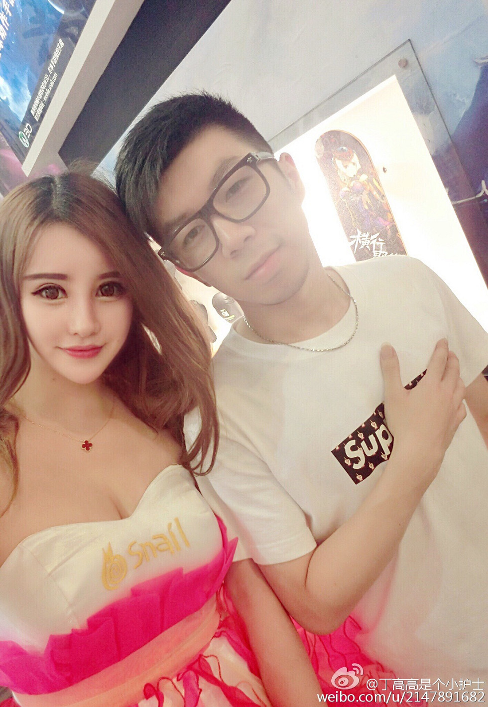 嫩模丁高高是个小护士性感自拍美图微博写真150P