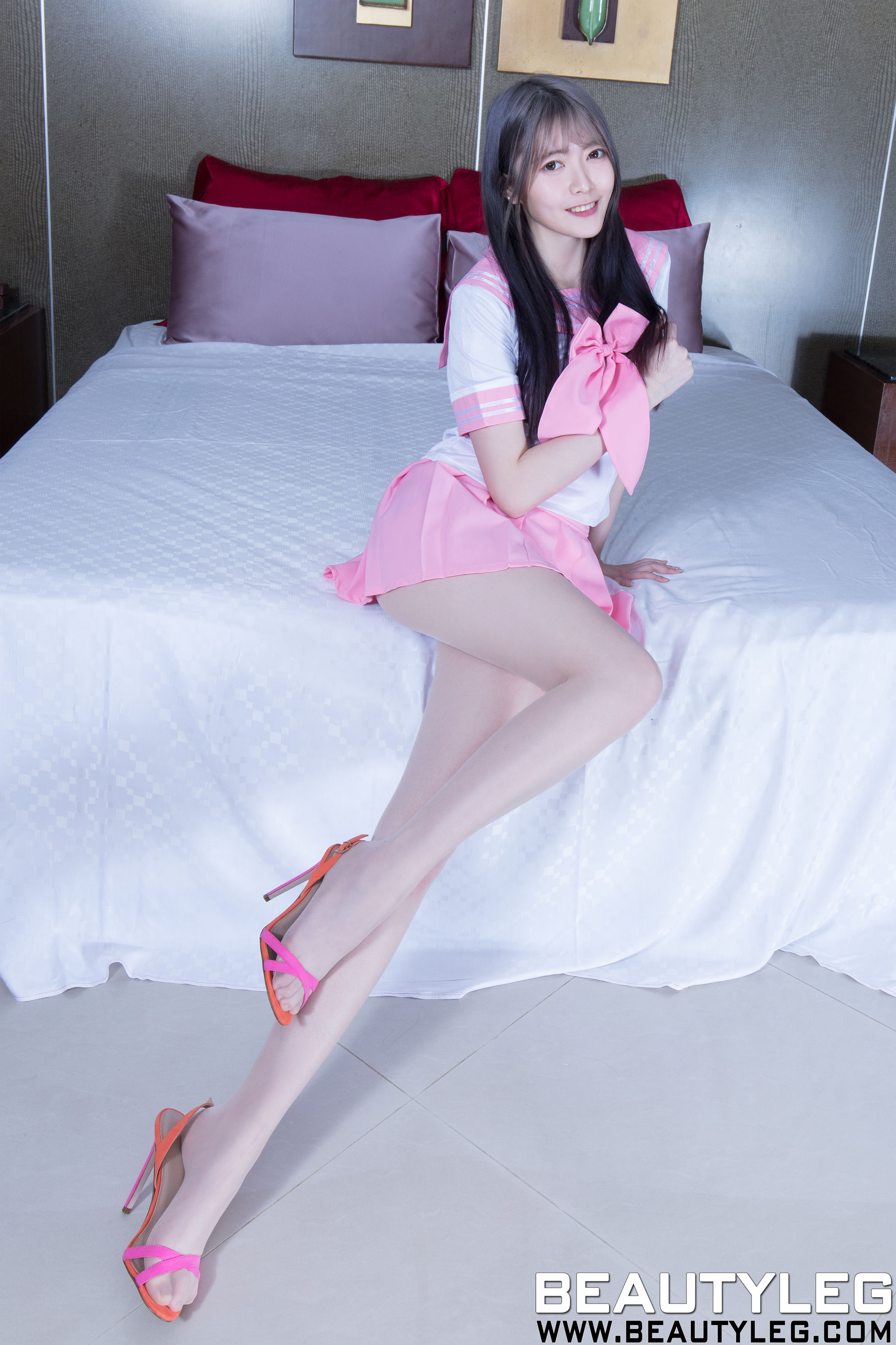 黄品瑄Brindy《短裙制服高跟美腿》 [Beautyleg] No.1605 写真集