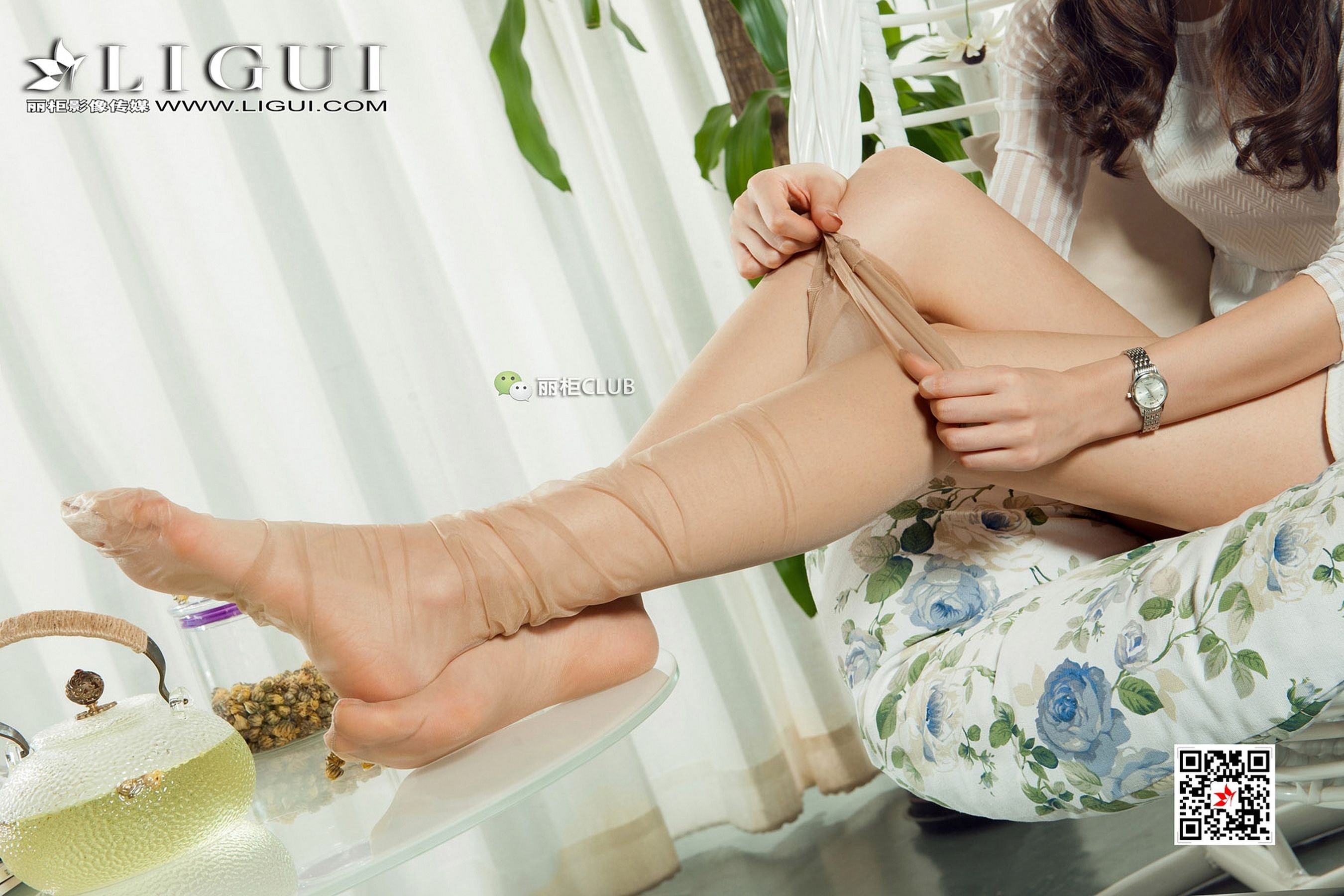 Mode 足模雪糕《吊篮椅丝足》 [丽柜Ligui] 写真集