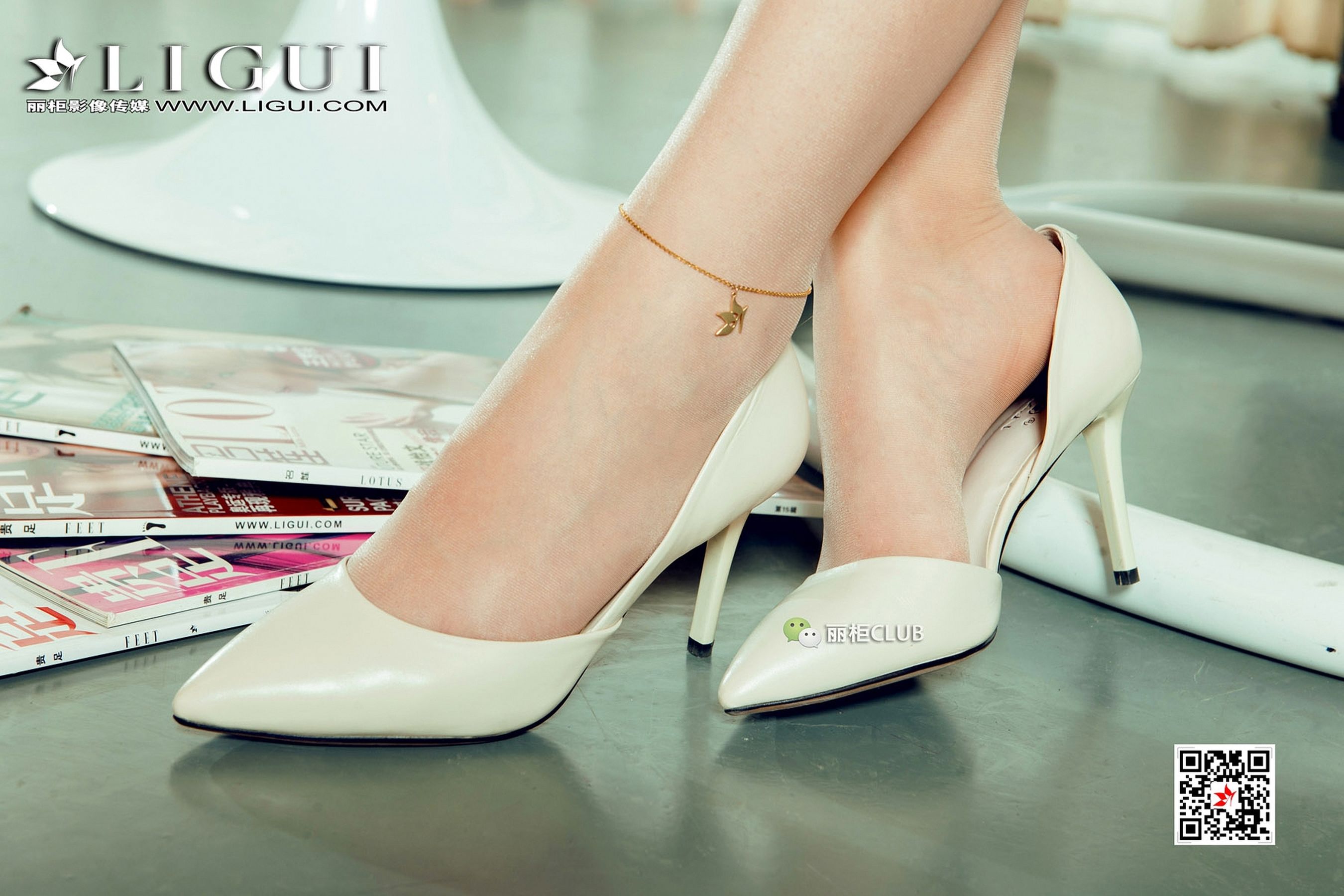 Mode 足模雪糕《吊篮椅丝足》 [丽柜Ligui] 写真集