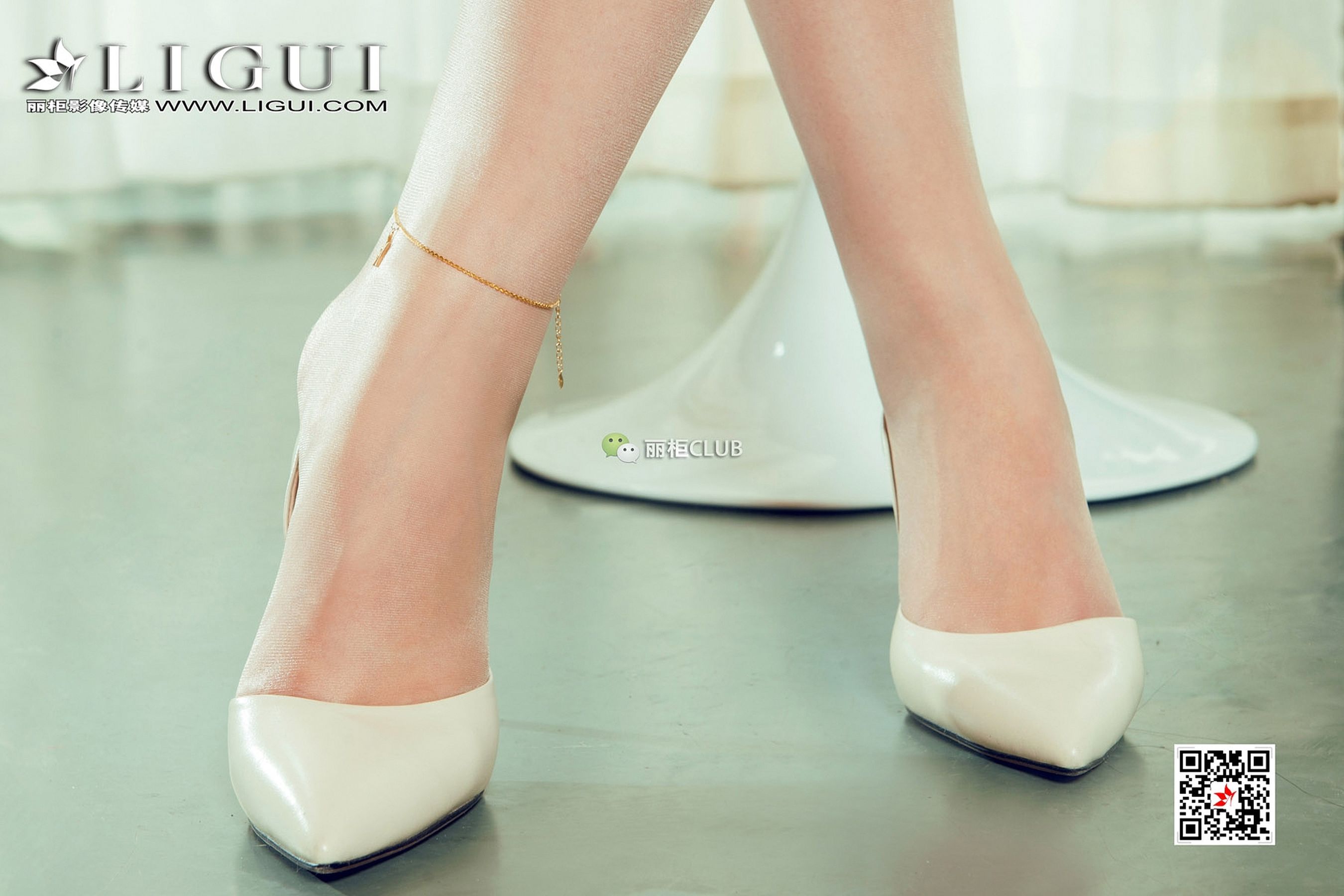 Mode 足模雪糕《吊篮椅丝足》 [丽柜Ligui] 写真集