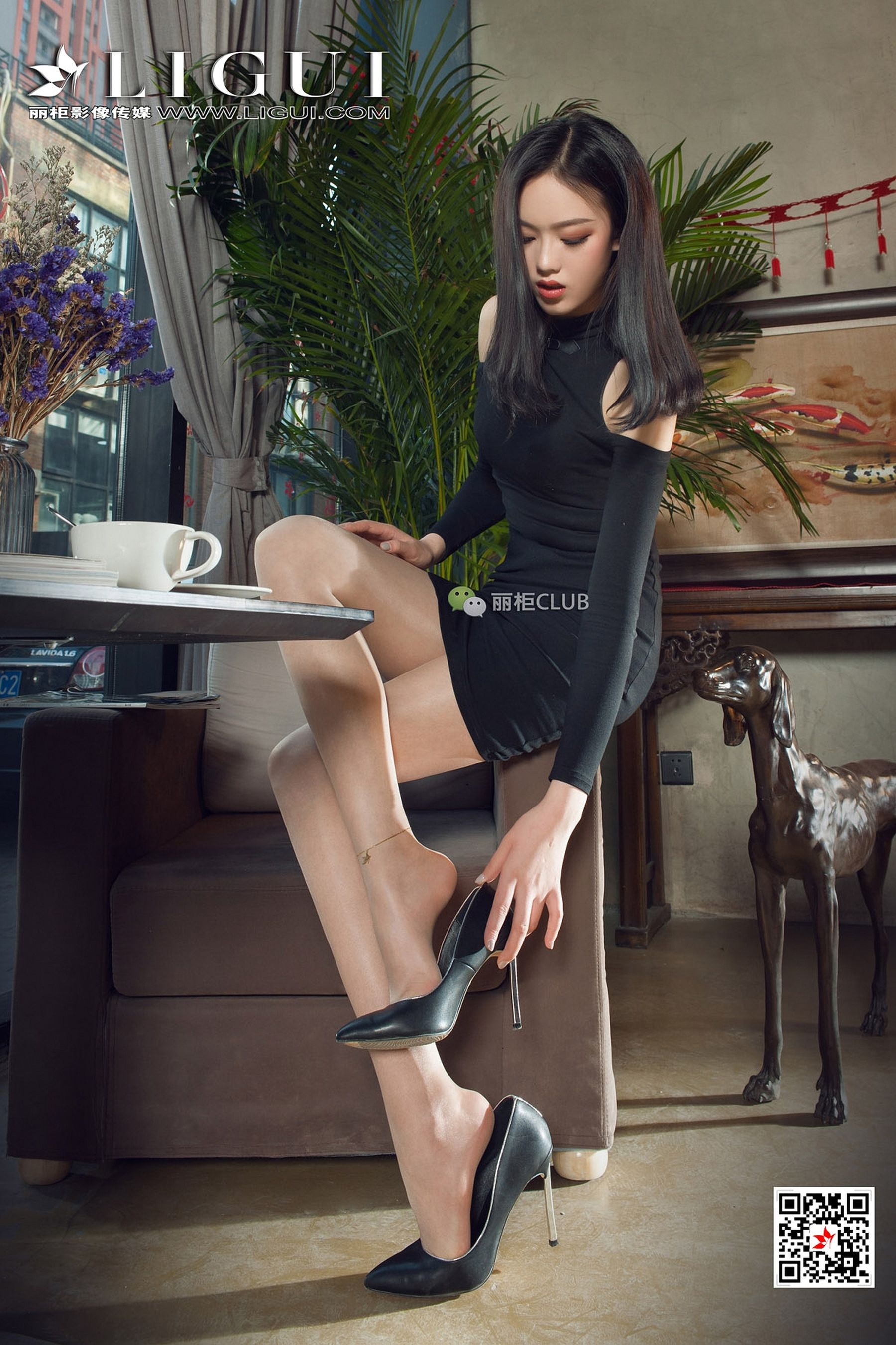 腿模敏儿《OL肉丝高跟》 [丽柜Ligui] 写真集