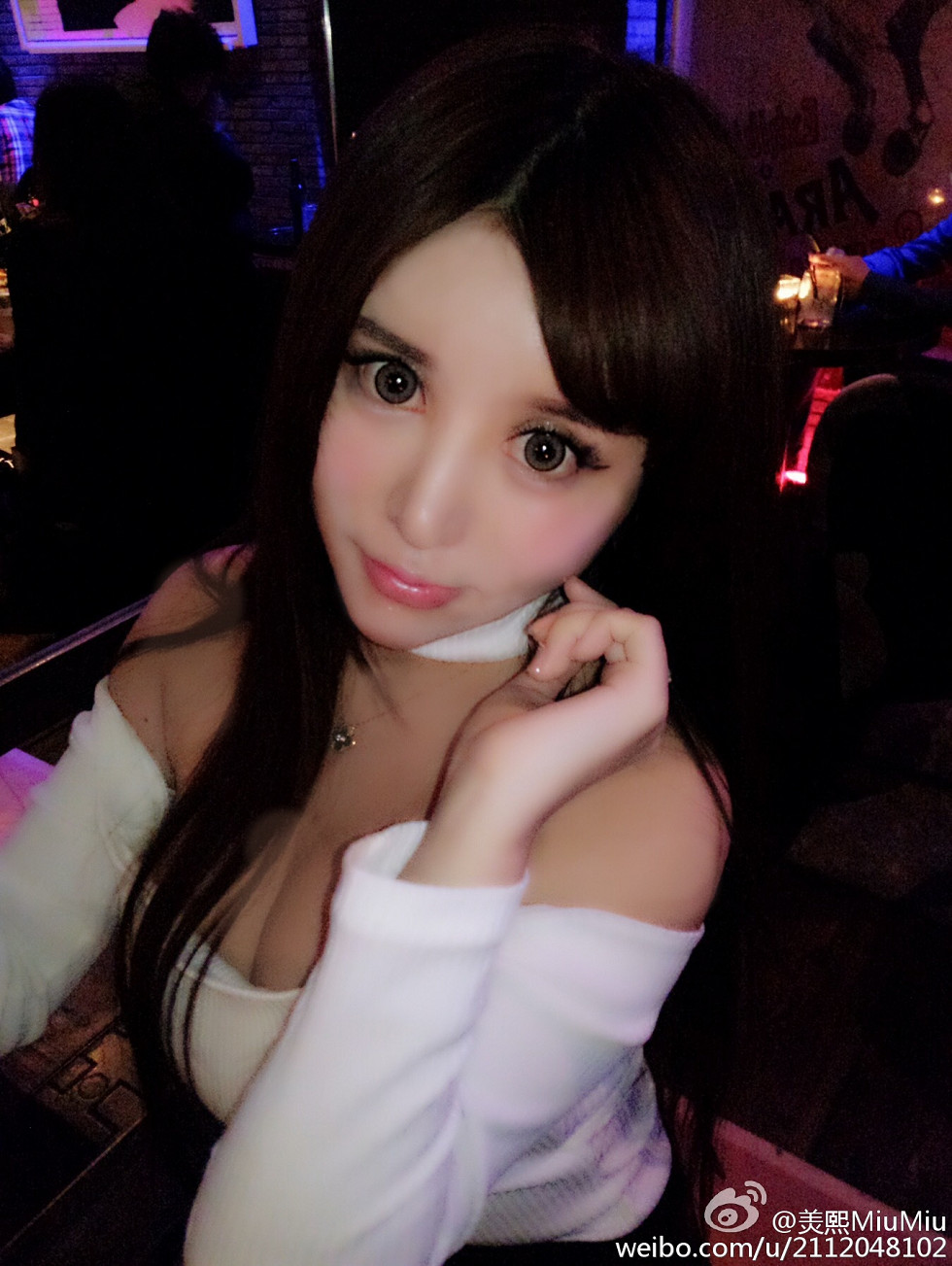 混血嫩模美熙MiuMiu完美身材火辣喷血大尺度微博写真456P