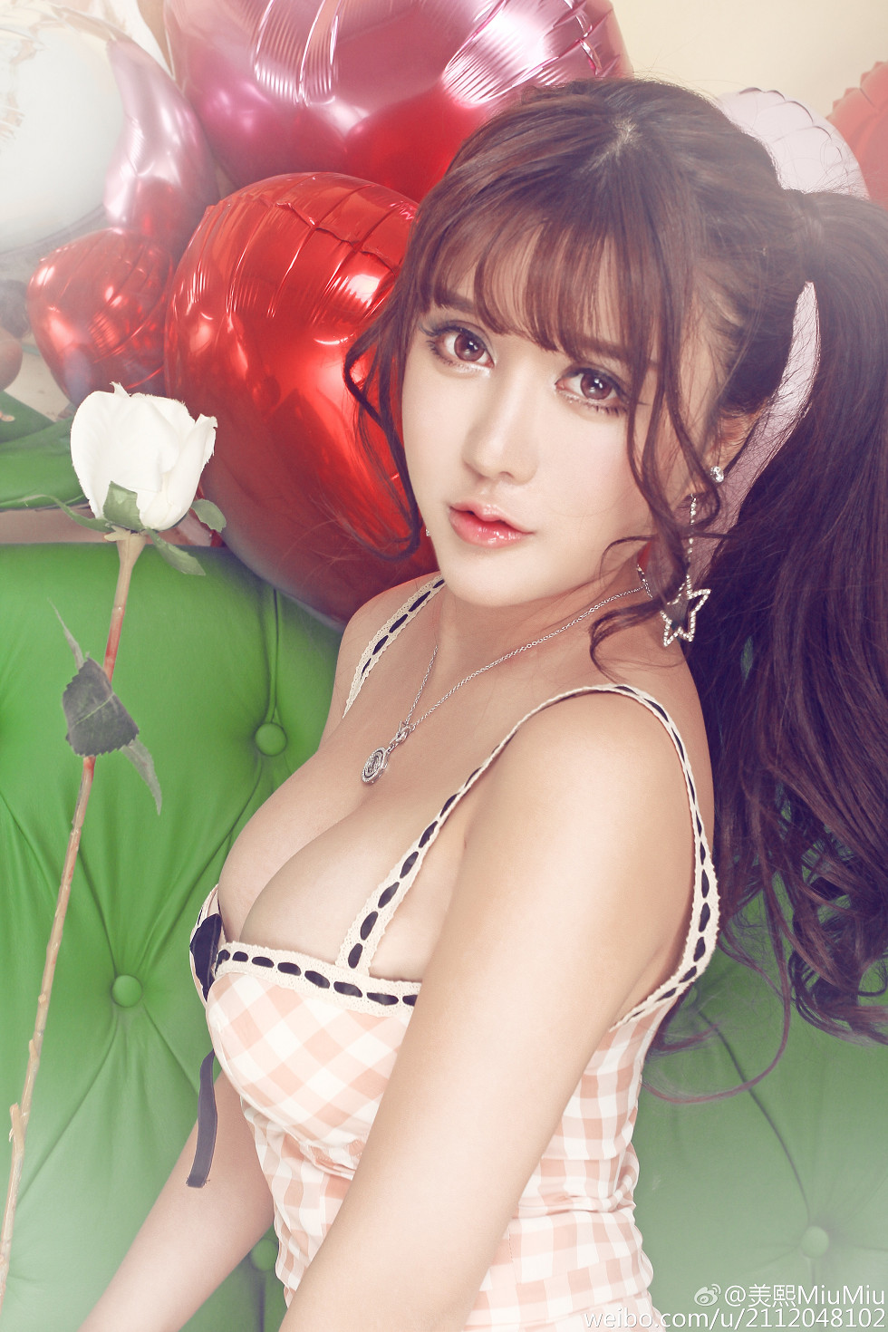 混血嫩模美熙MiuMiu完美身材火辣喷血大尺度微博写真456P