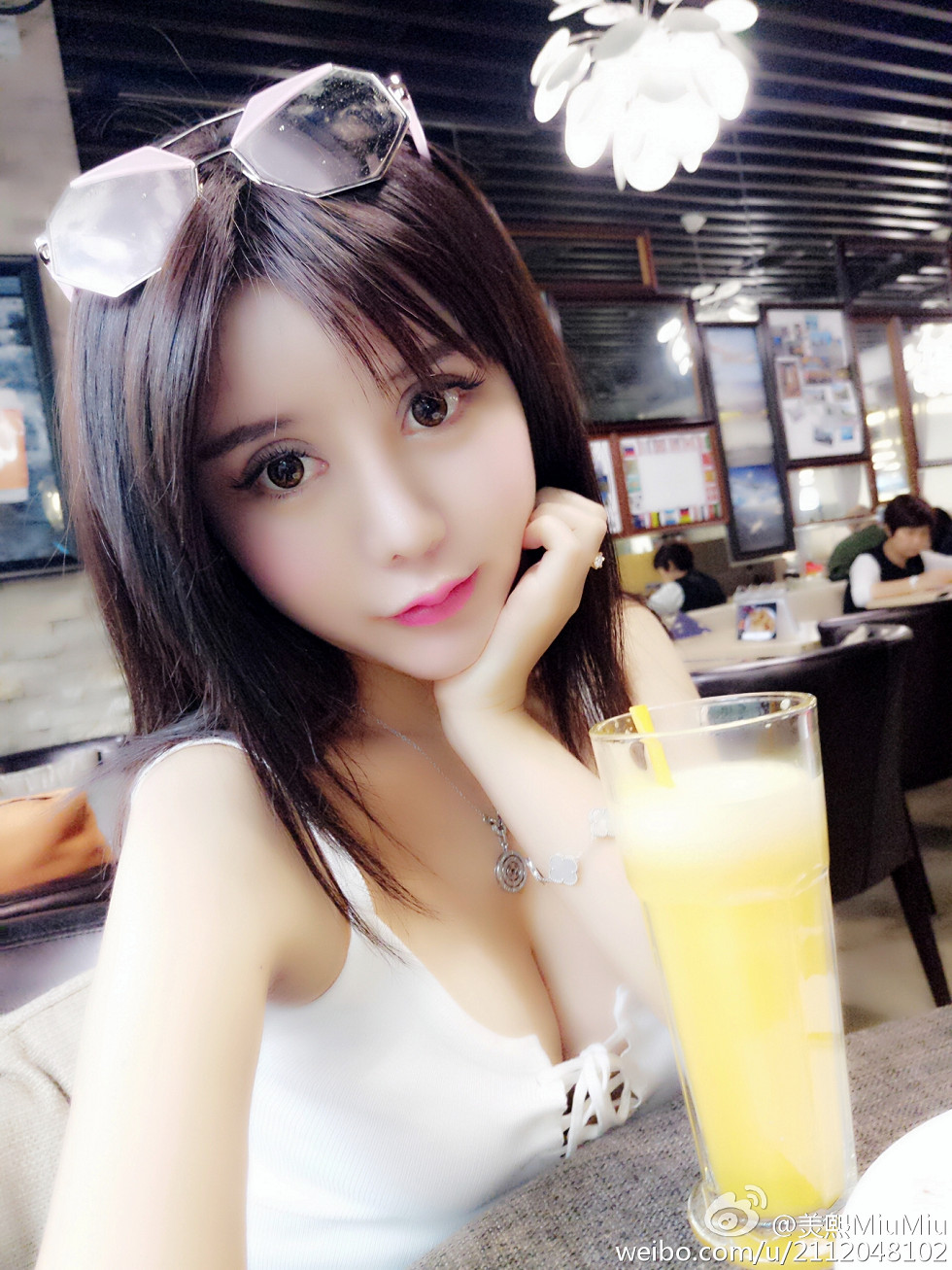 混血嫩模美熙MiuMiu完美身材火辣喷血大尺度微博写真456P