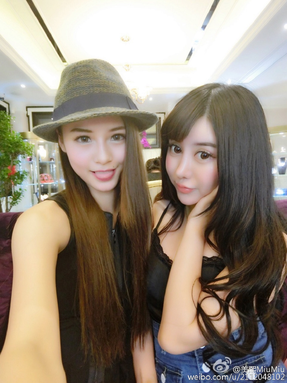 混血嫩模美熙MiuMiu完美身材火辣喷血大尺度微博写真456P