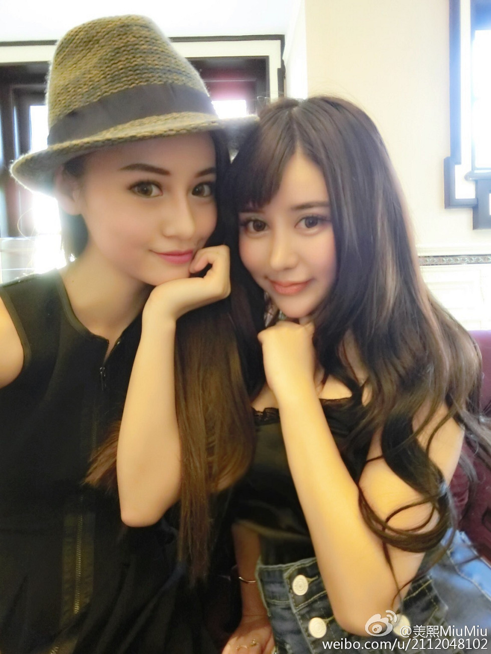 混血嫩模美熙MiuMiu完美身材火辣喷血大尺度微博写真456P