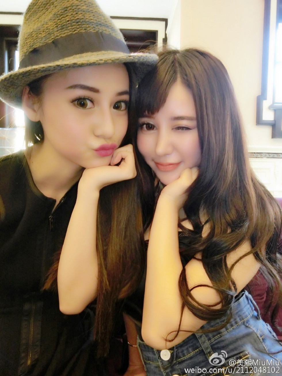 混血嫩模美熙MiuMiu完美身材火辣喷血大尺度微博写真456P