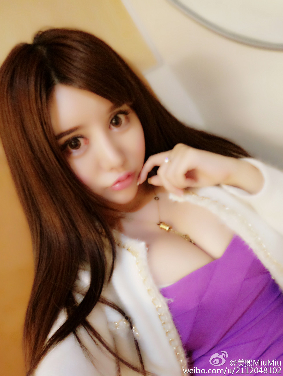 混血嫩模美熙MiuMiu完美身材火辣喷血大尺度微博写真456P