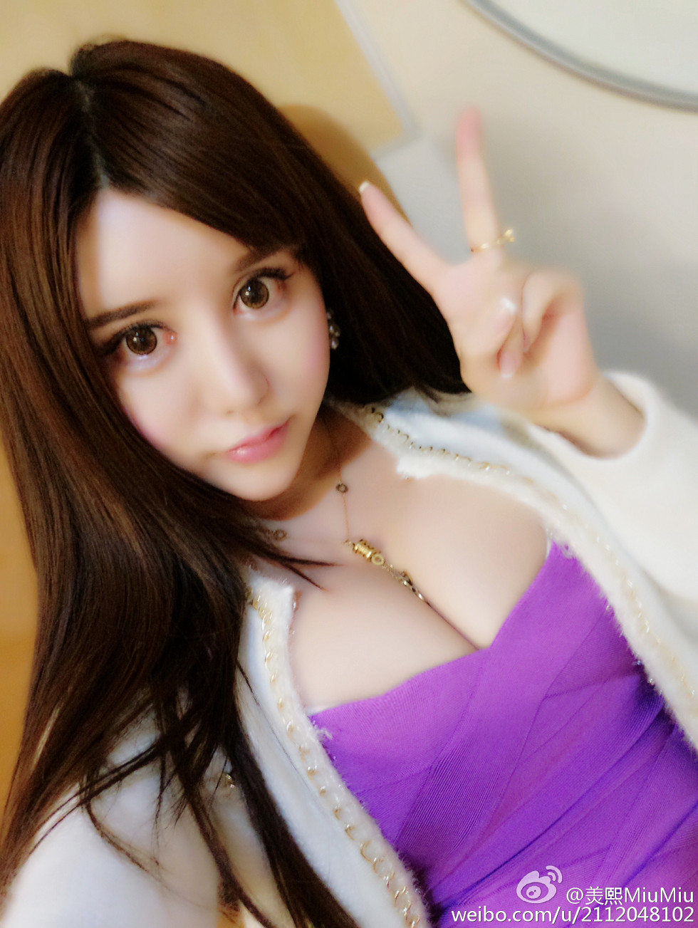混血嫩模美熙MiuMiu完美身材火辣喷血大尺度微博写真456P